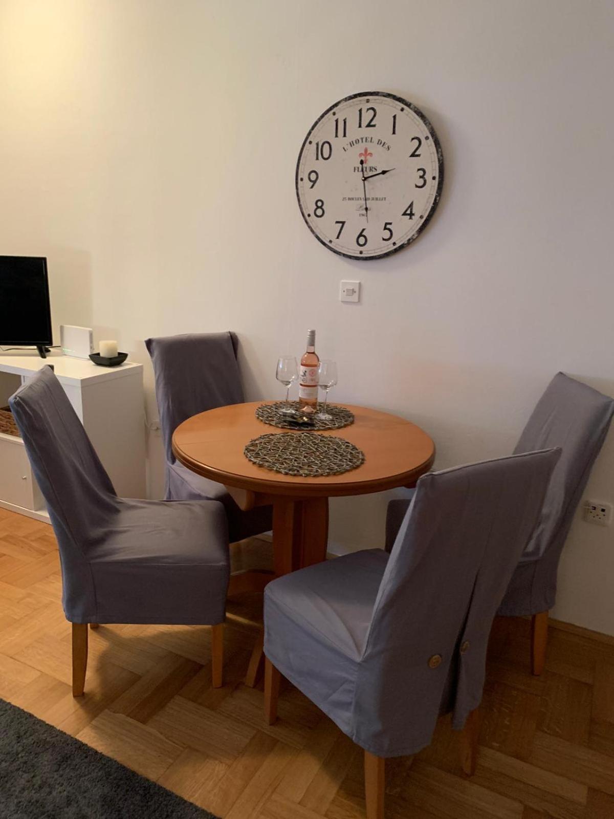 Apartment - Photo 8