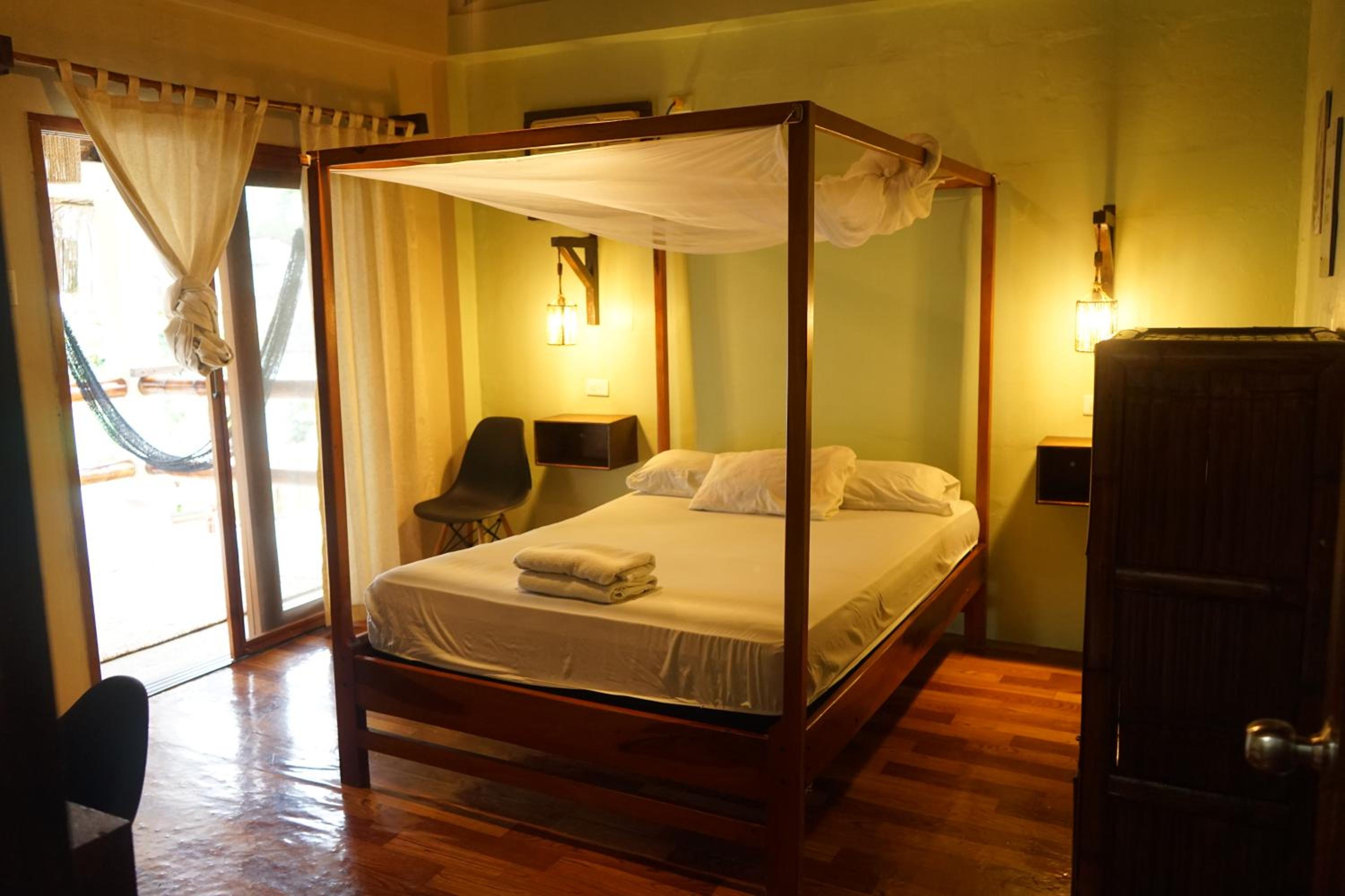 Deluxe Double Room with Balcony photo 1