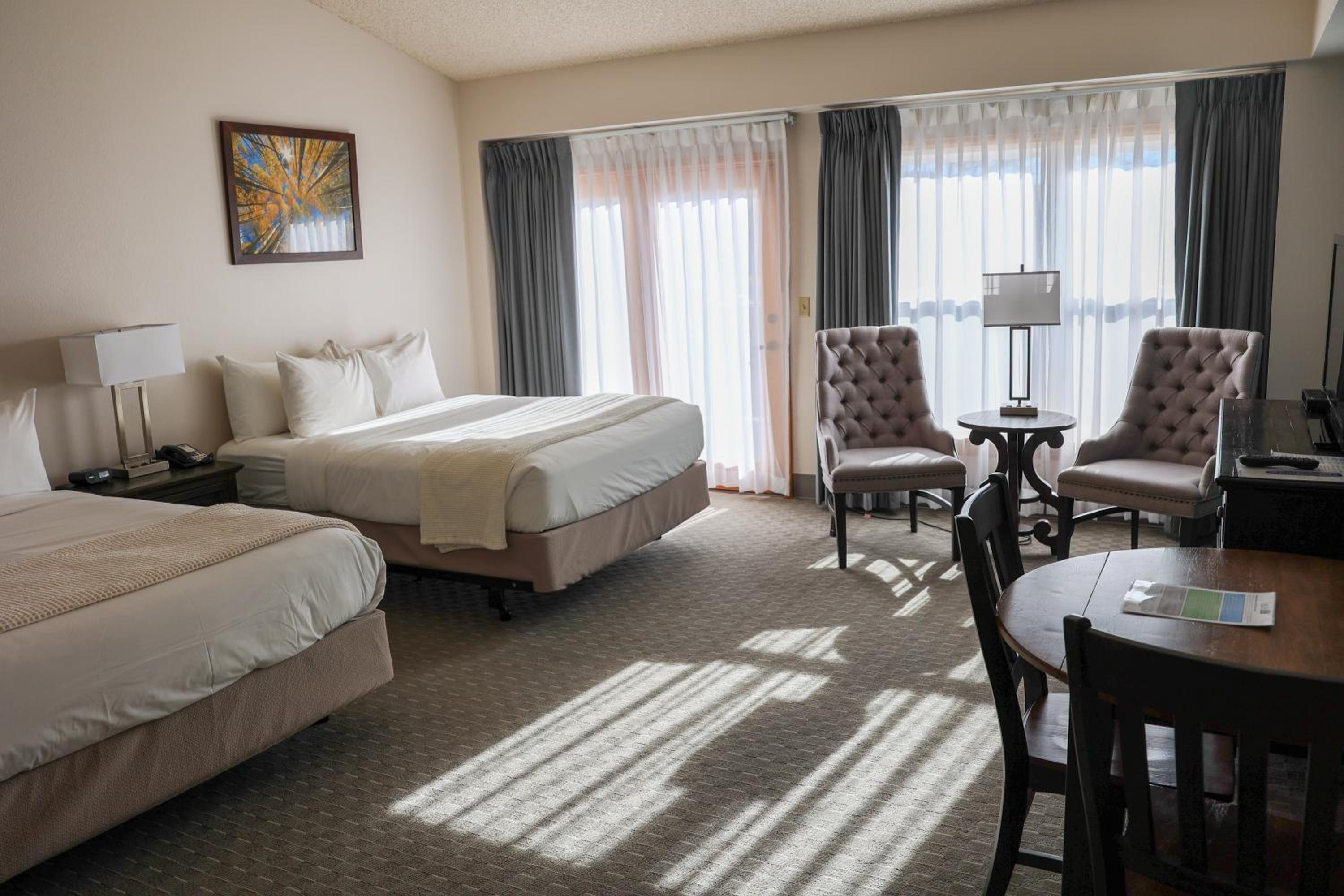 Standard Queen Room with Two Queen Beds - Photo 1