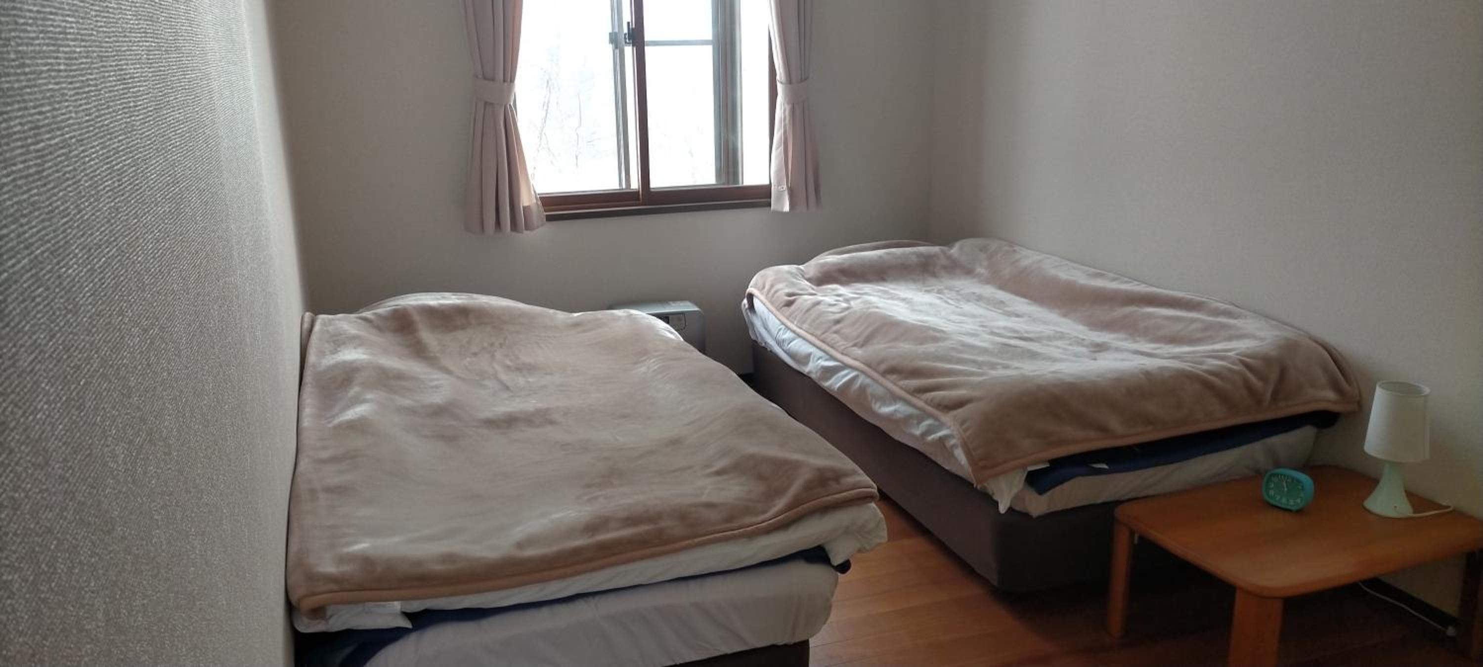 Economy Twin Room