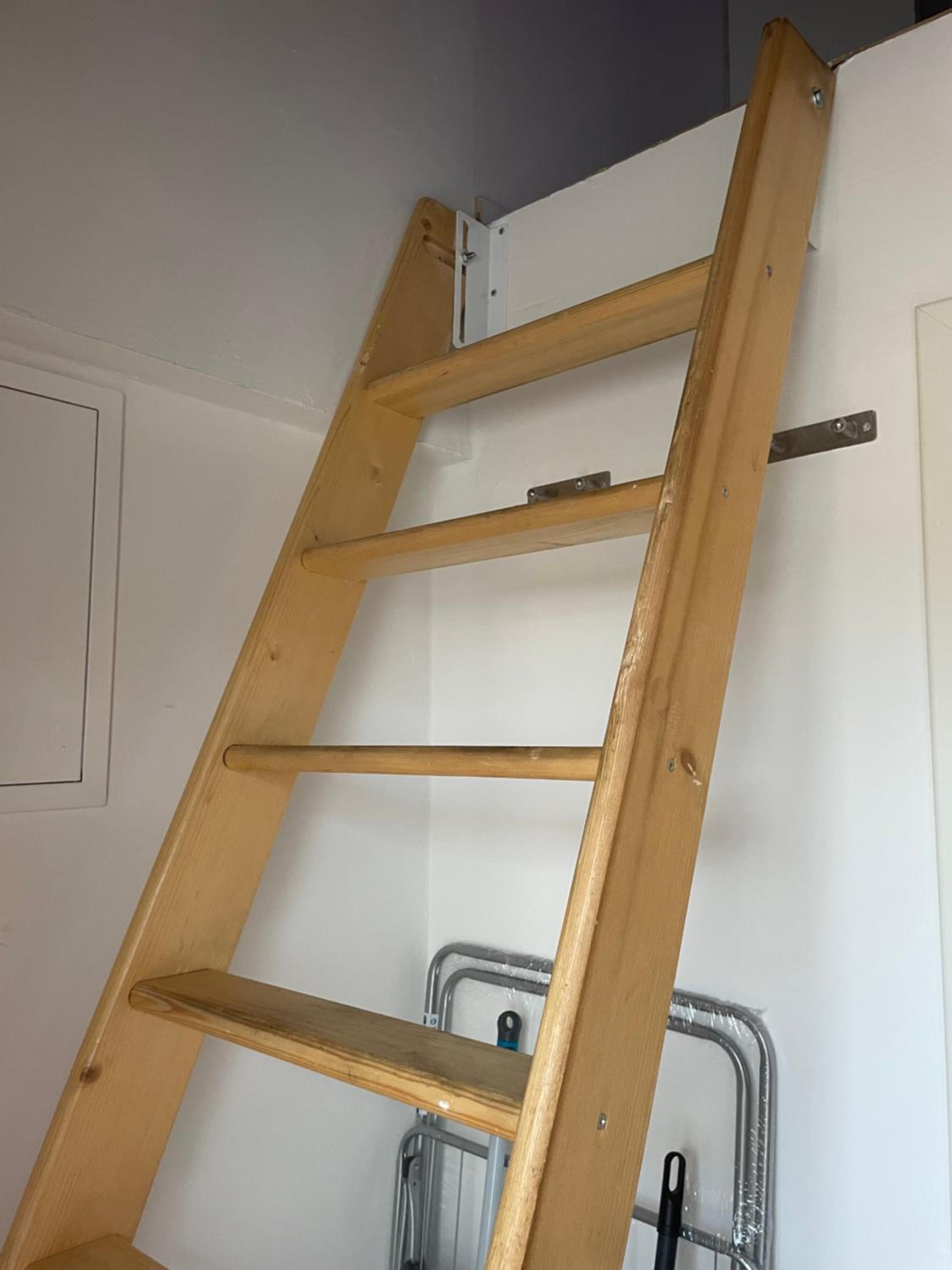 One-Bedroom Apartment - Photo 14