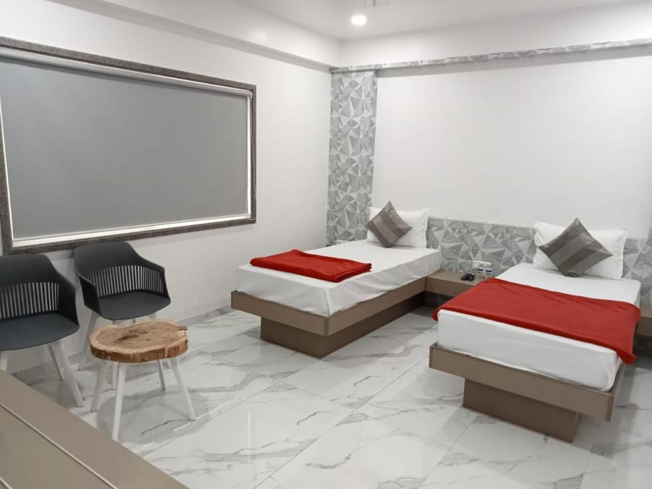 Twin Room With Mountain View photo 1