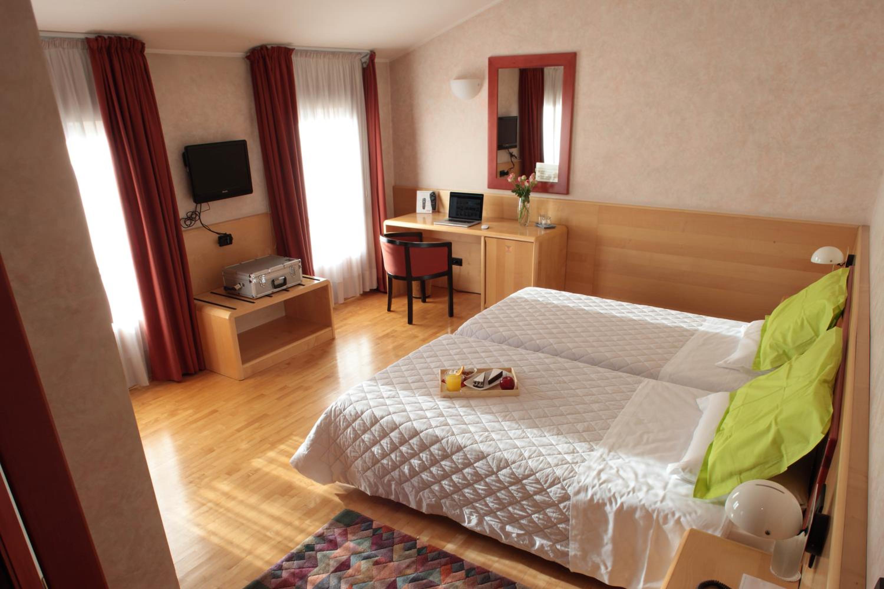Twin Room photo 1