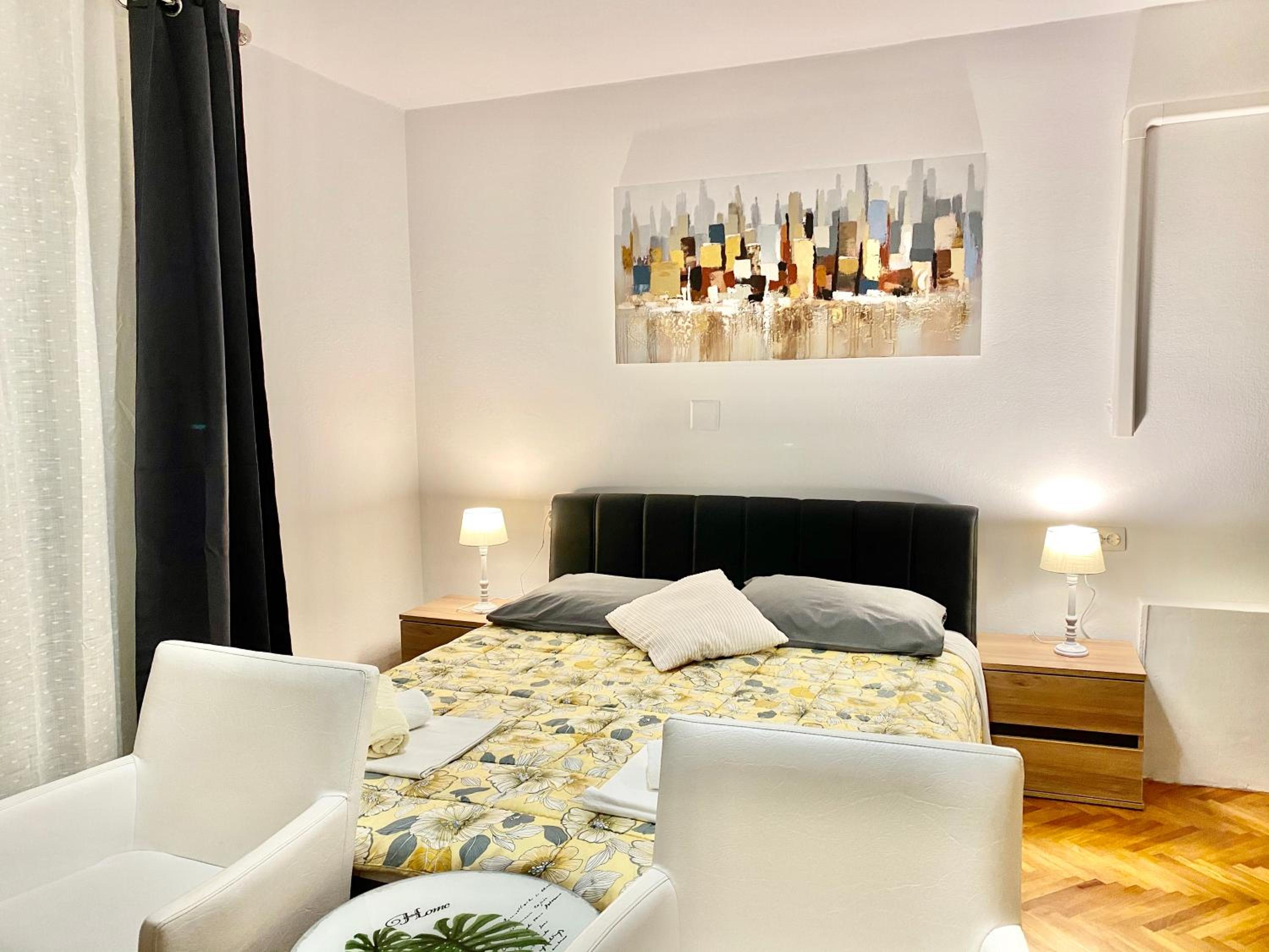 Double Room with Balcony photo 3