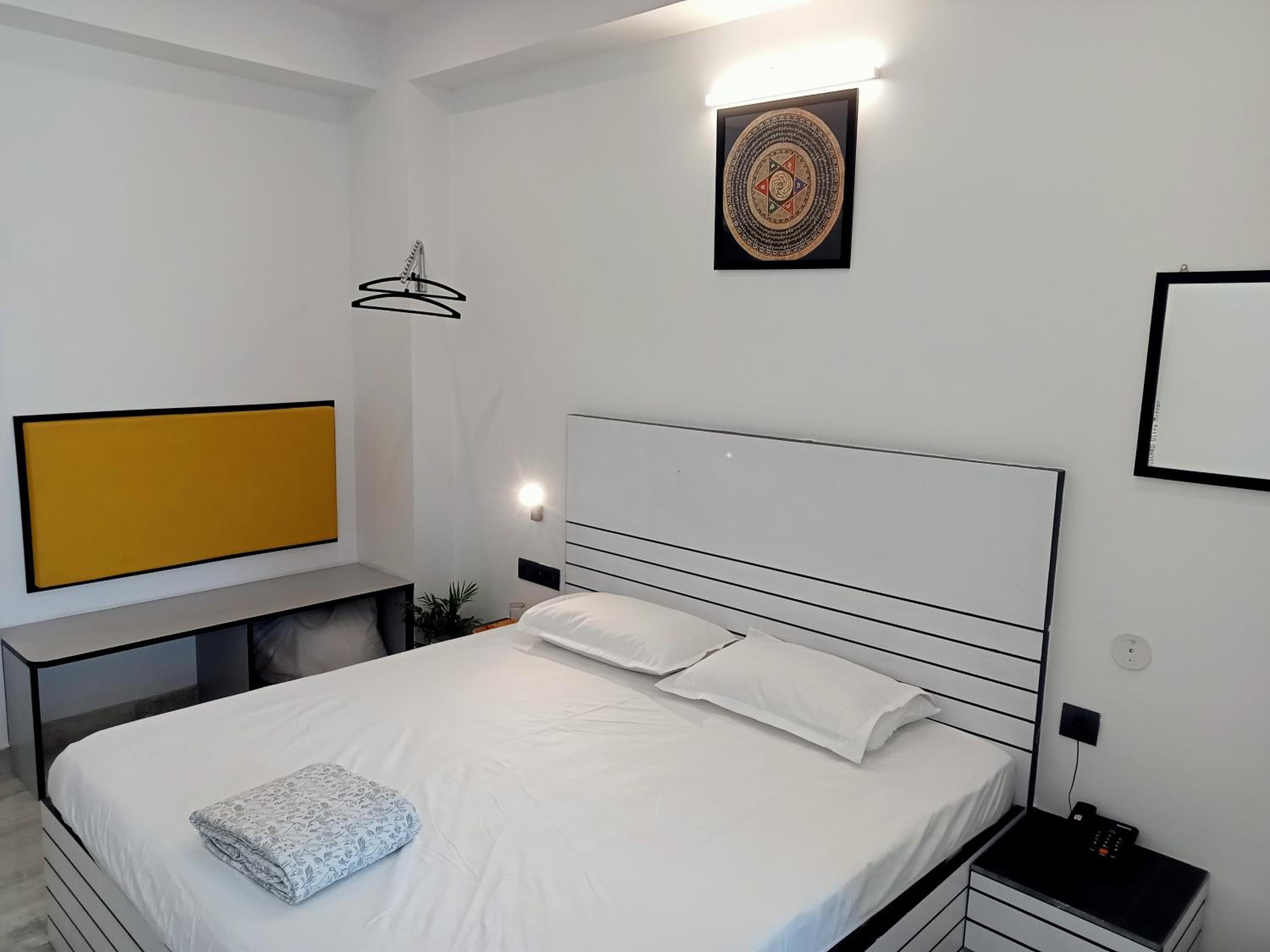 Deluxe Double Room - Photo 1