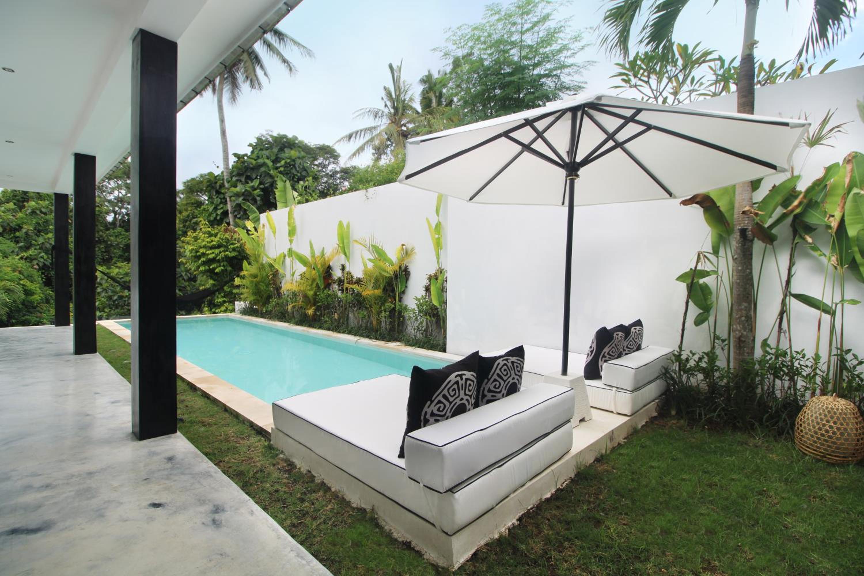 Two-Bedroom Villa - Photo 30