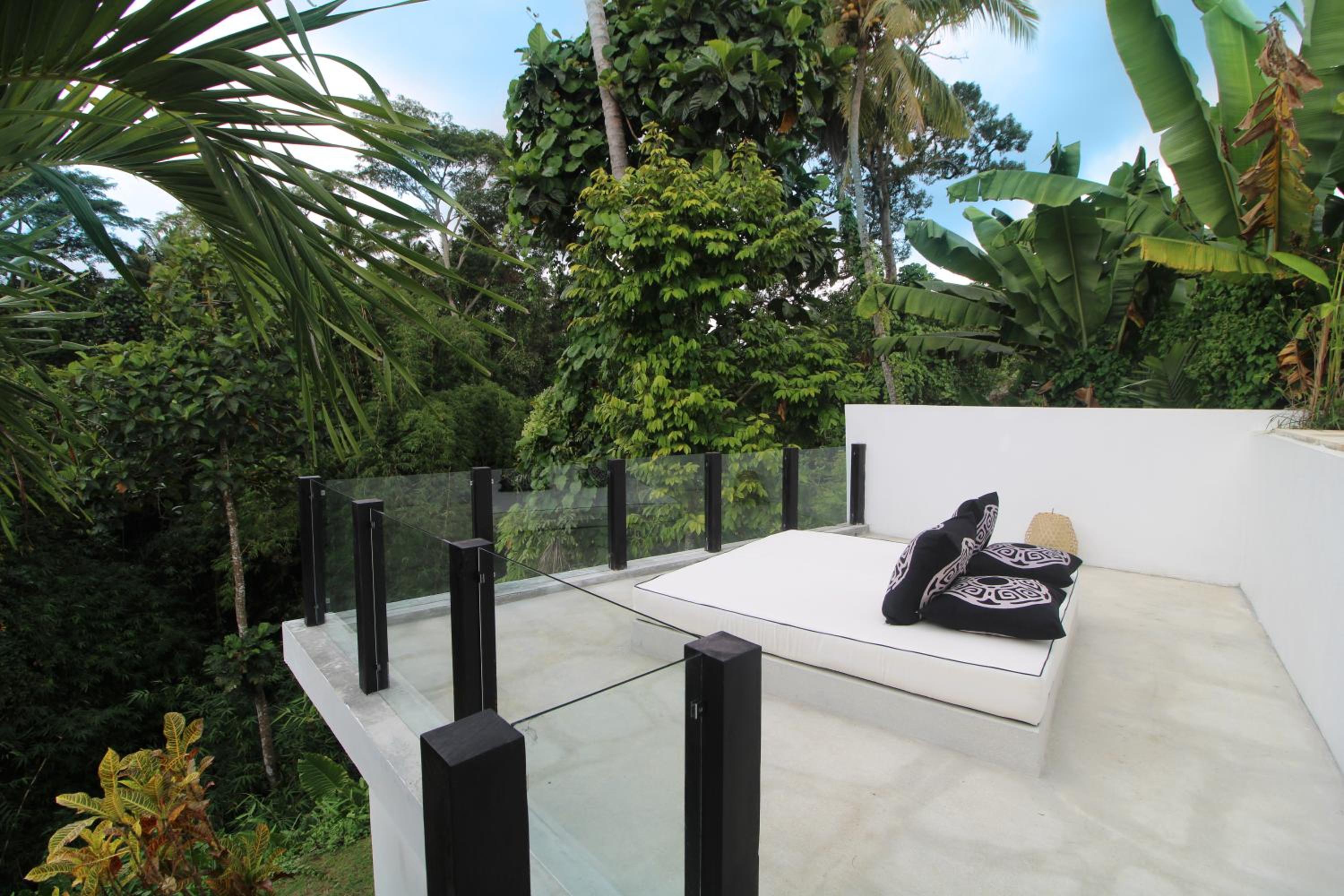 Two-Bedroom Villa - Photo 14
