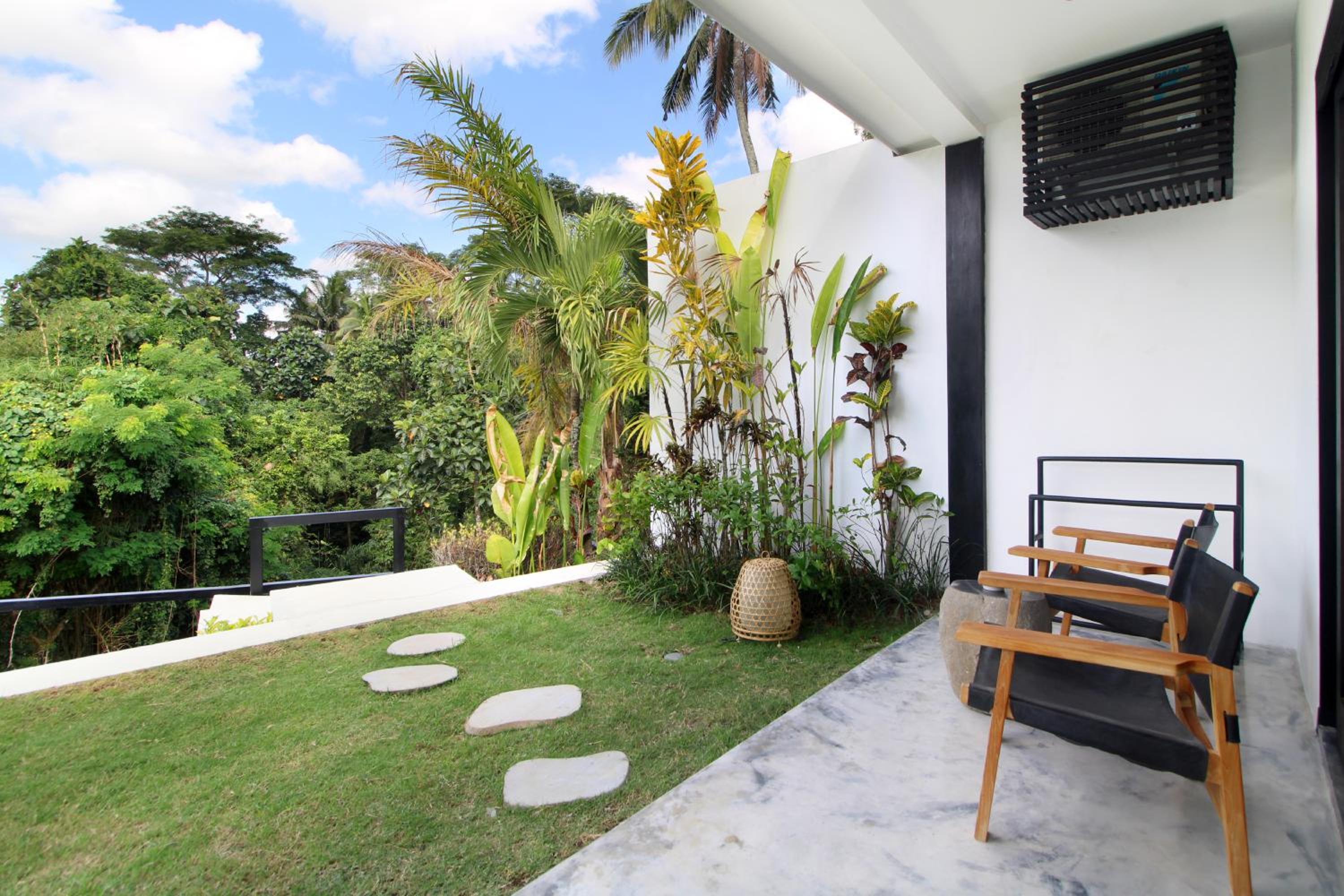Two-Bedroom Villa - Photo 13
