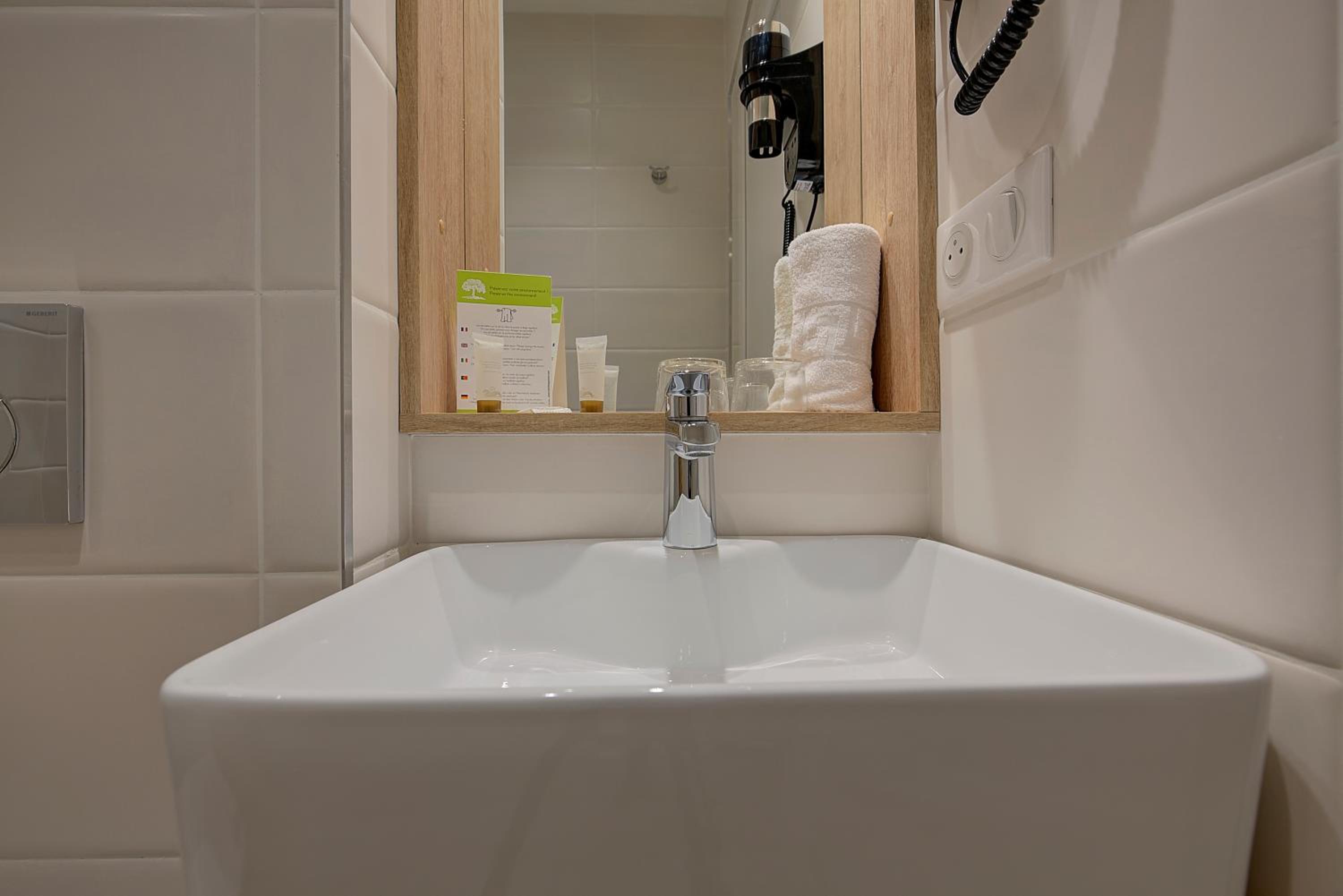 Comfort Double Room - Photo 9