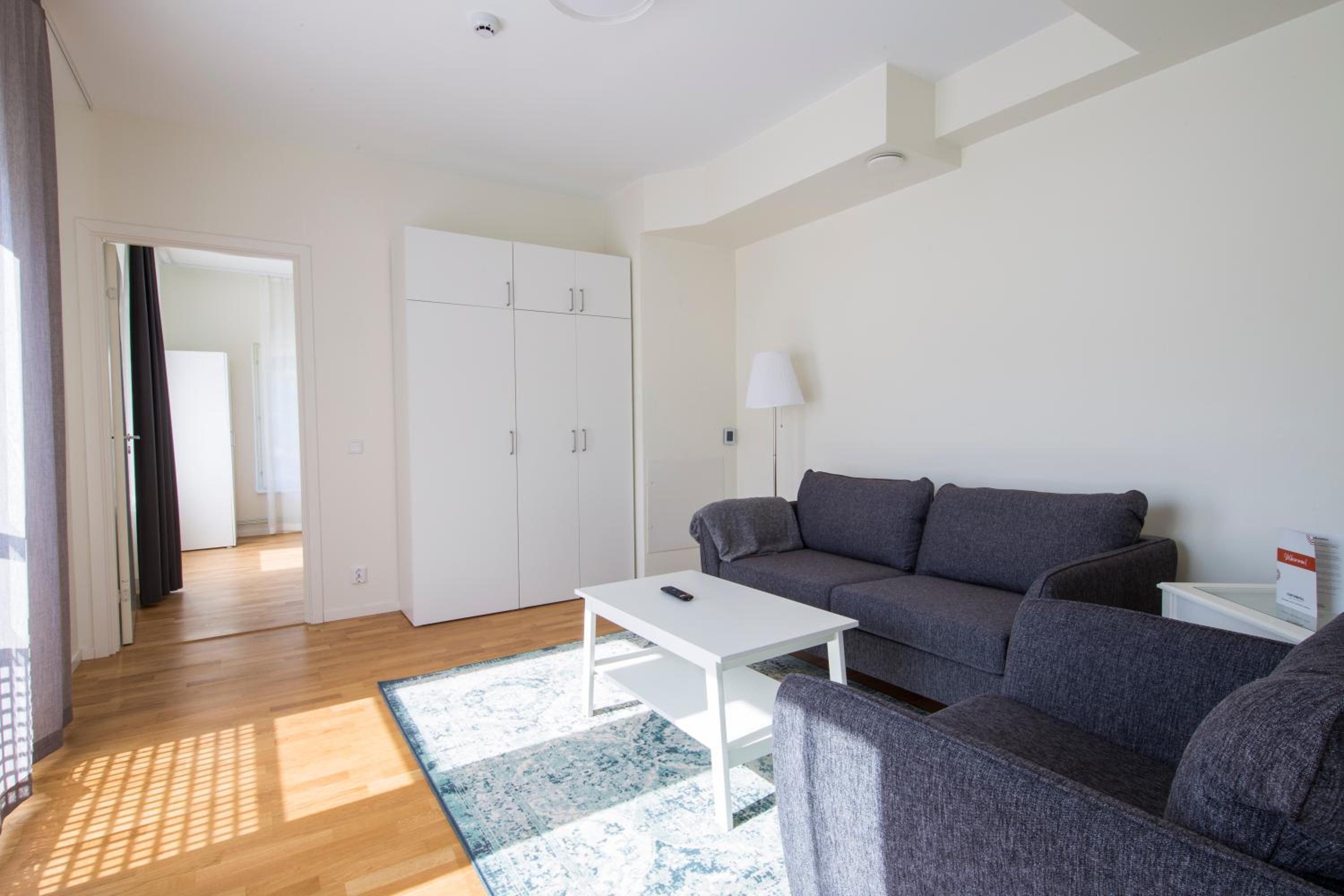 One-Bedroom Apartment - Photo 1