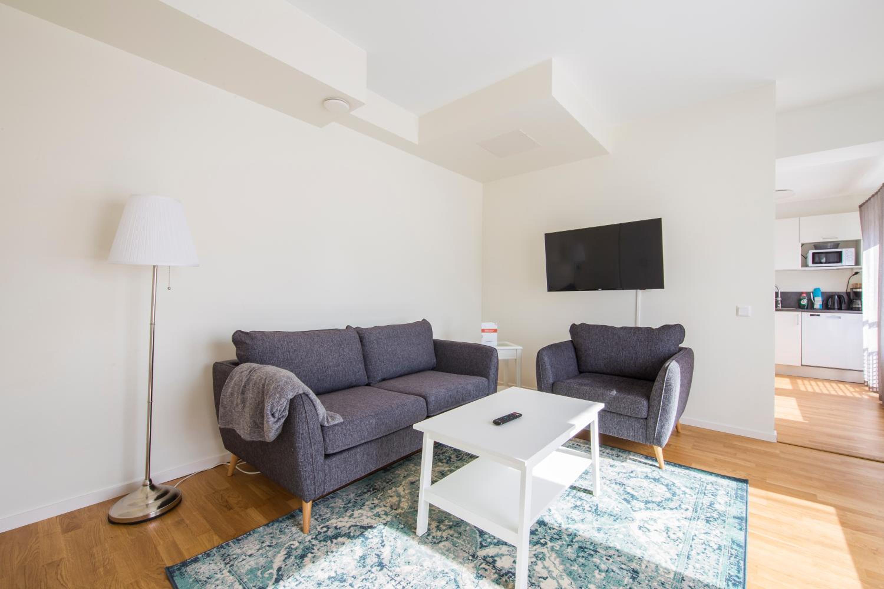 One-Bedroom Apartment - Photo 13