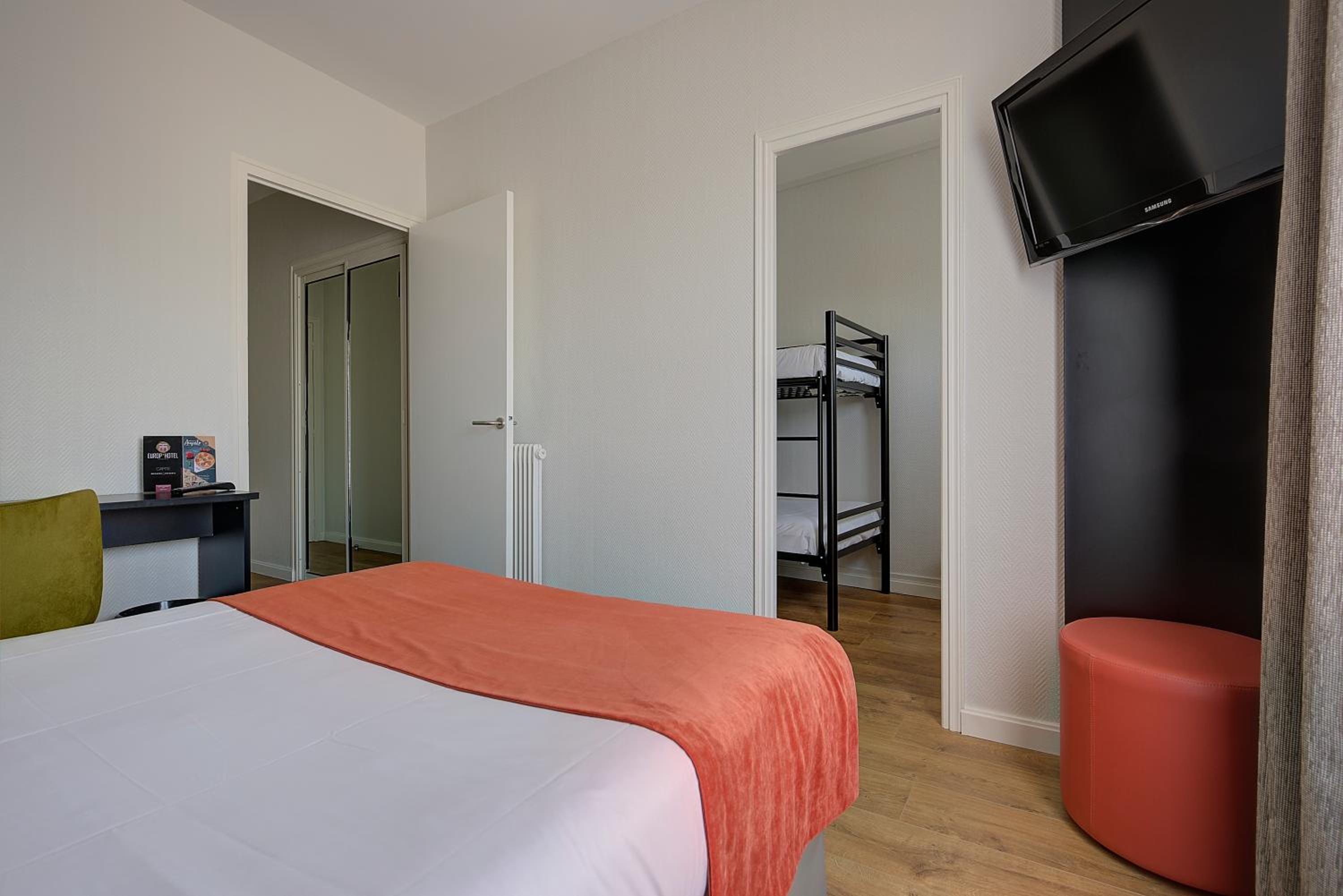 Quadruple Room - Photo 5