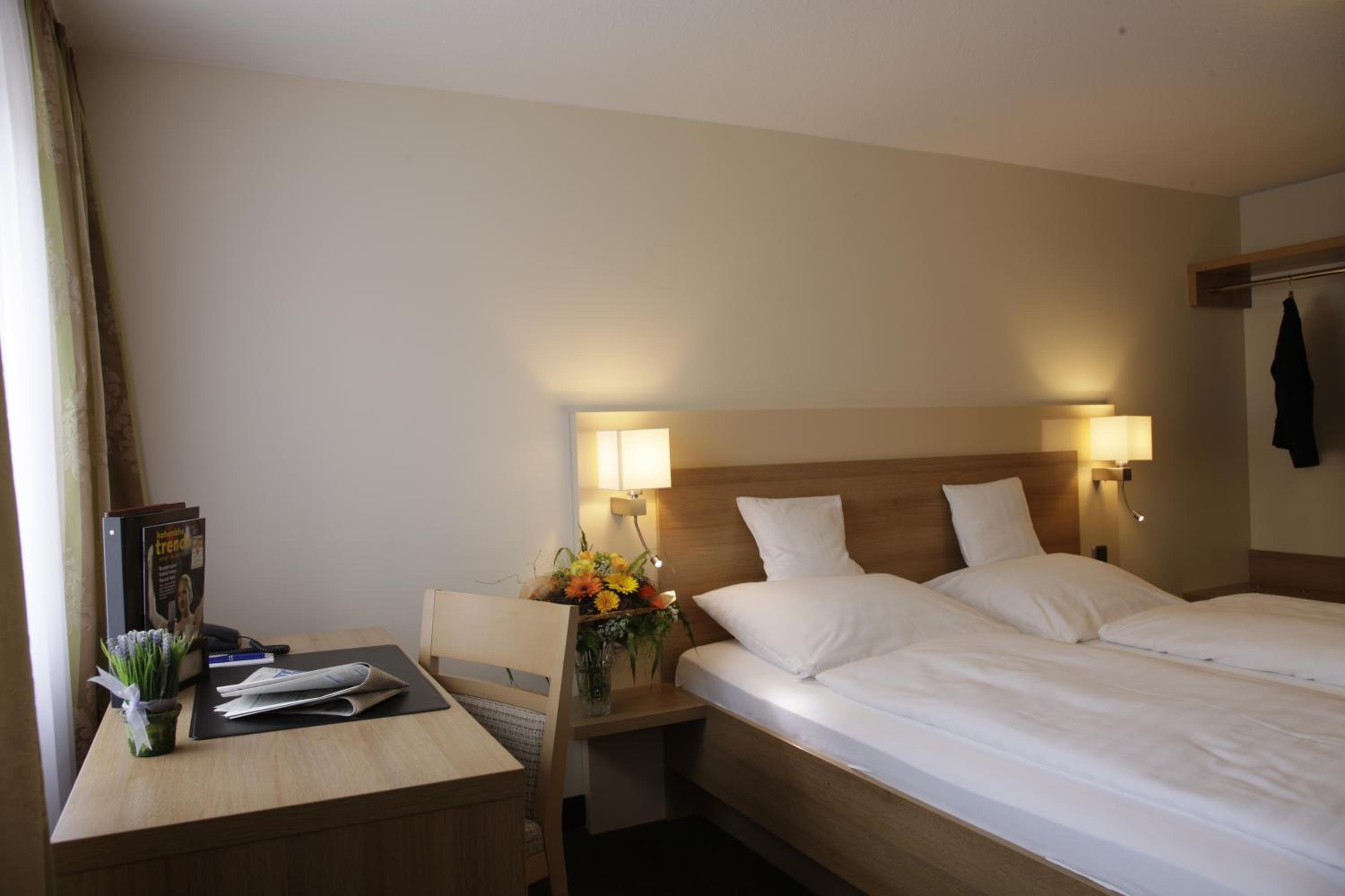 Double Room - Photo 4