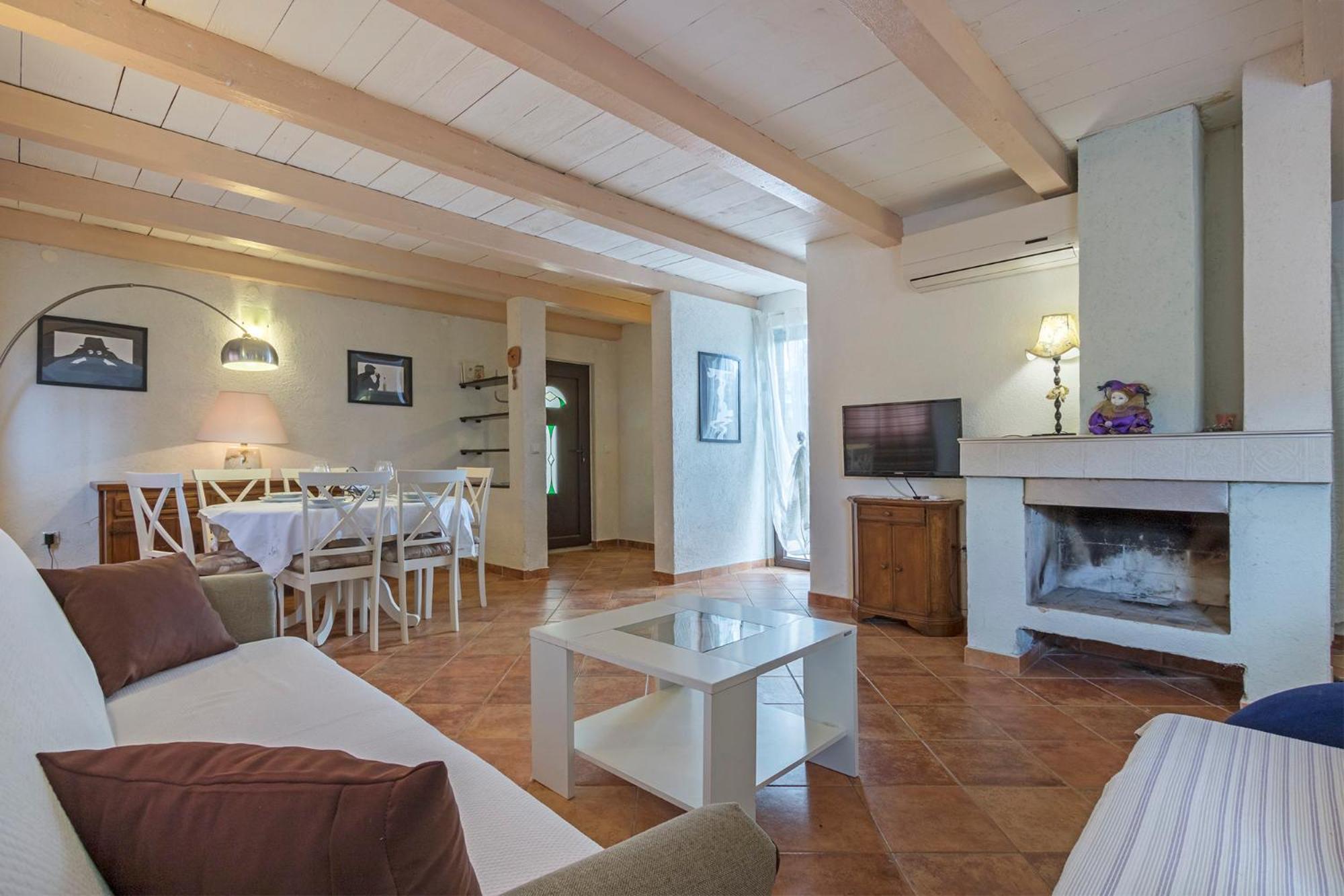 Two-Bedroom Villa photo 1