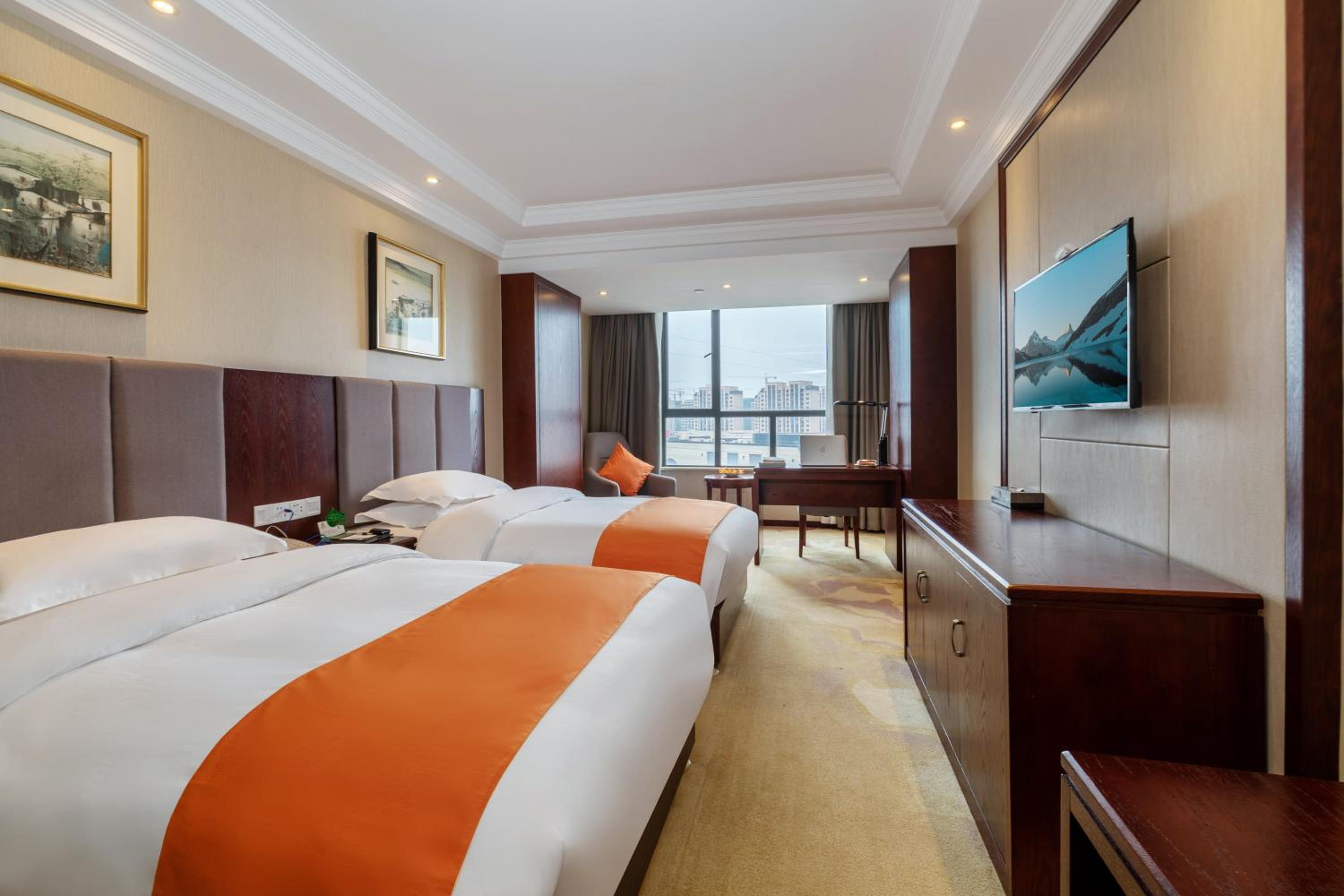 Deluxe Twin Room photo 3