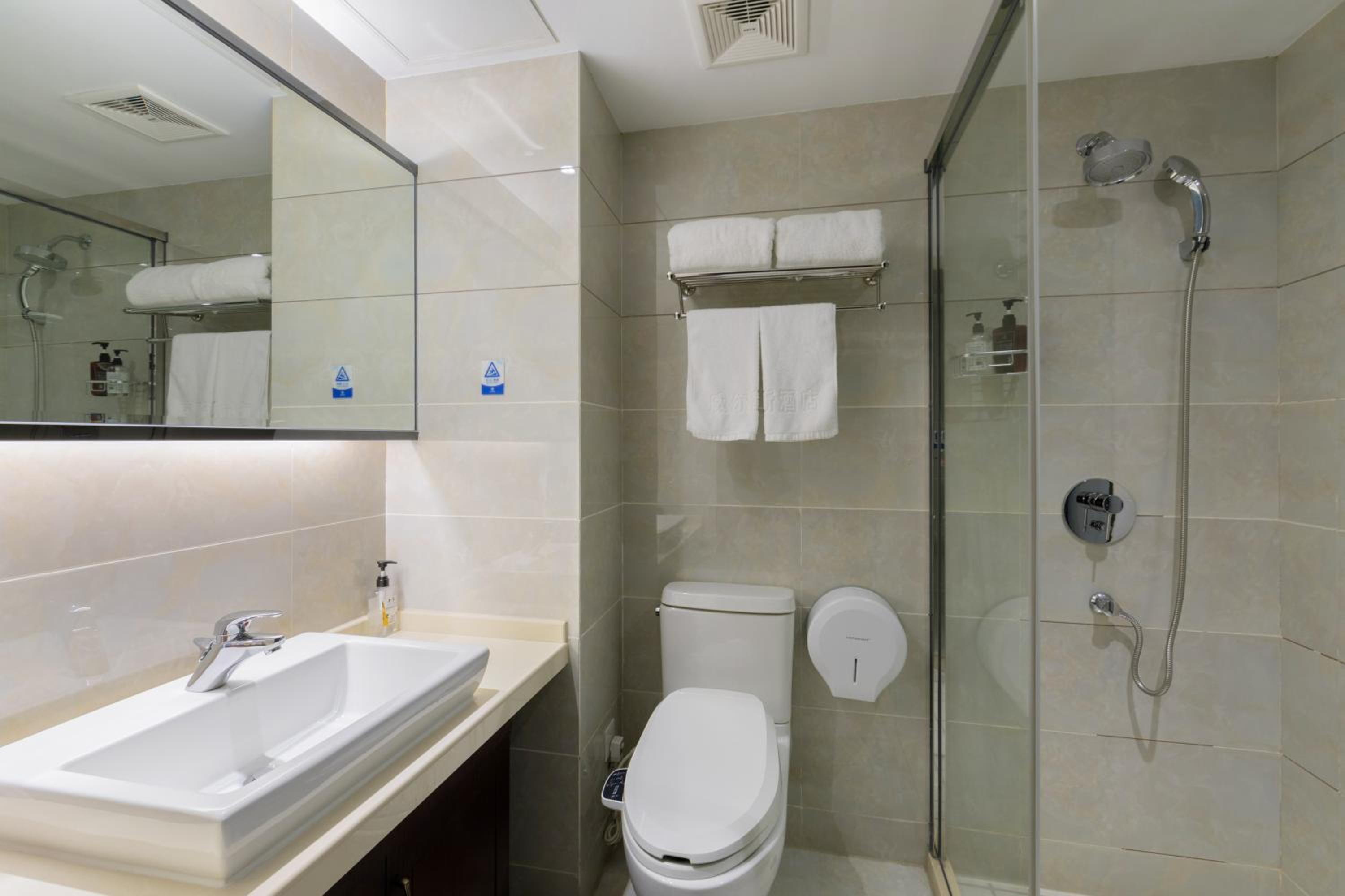 Superior Double or Twin Room photo 3