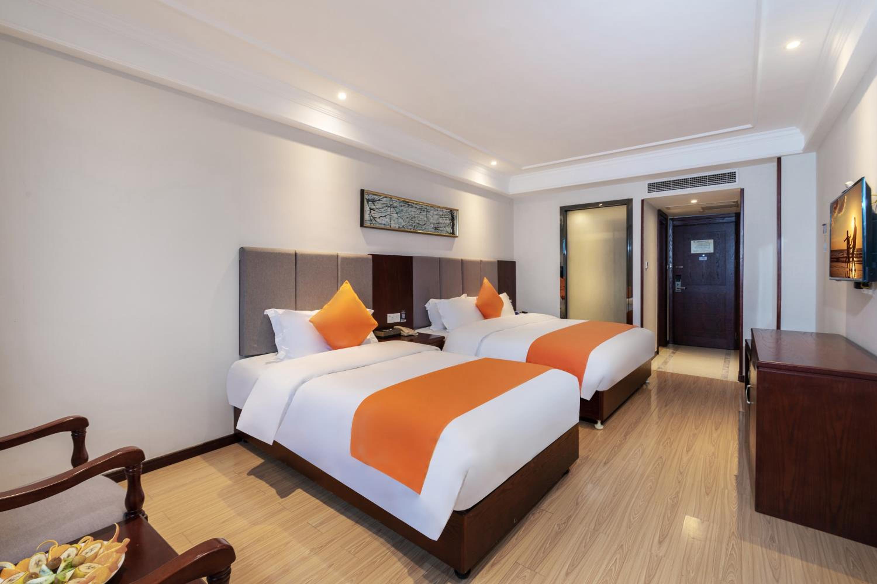 Triple Room with Bathroom photo 2
