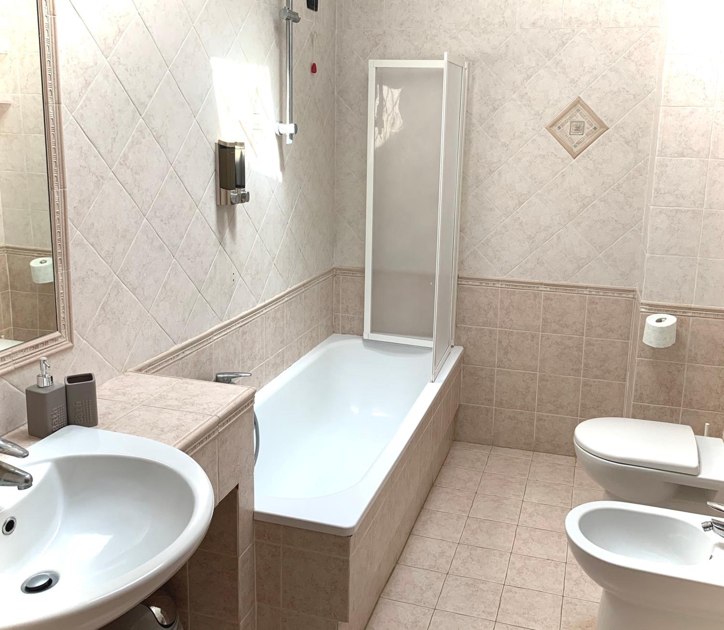 Double or Twin Room with Garden View photo 3