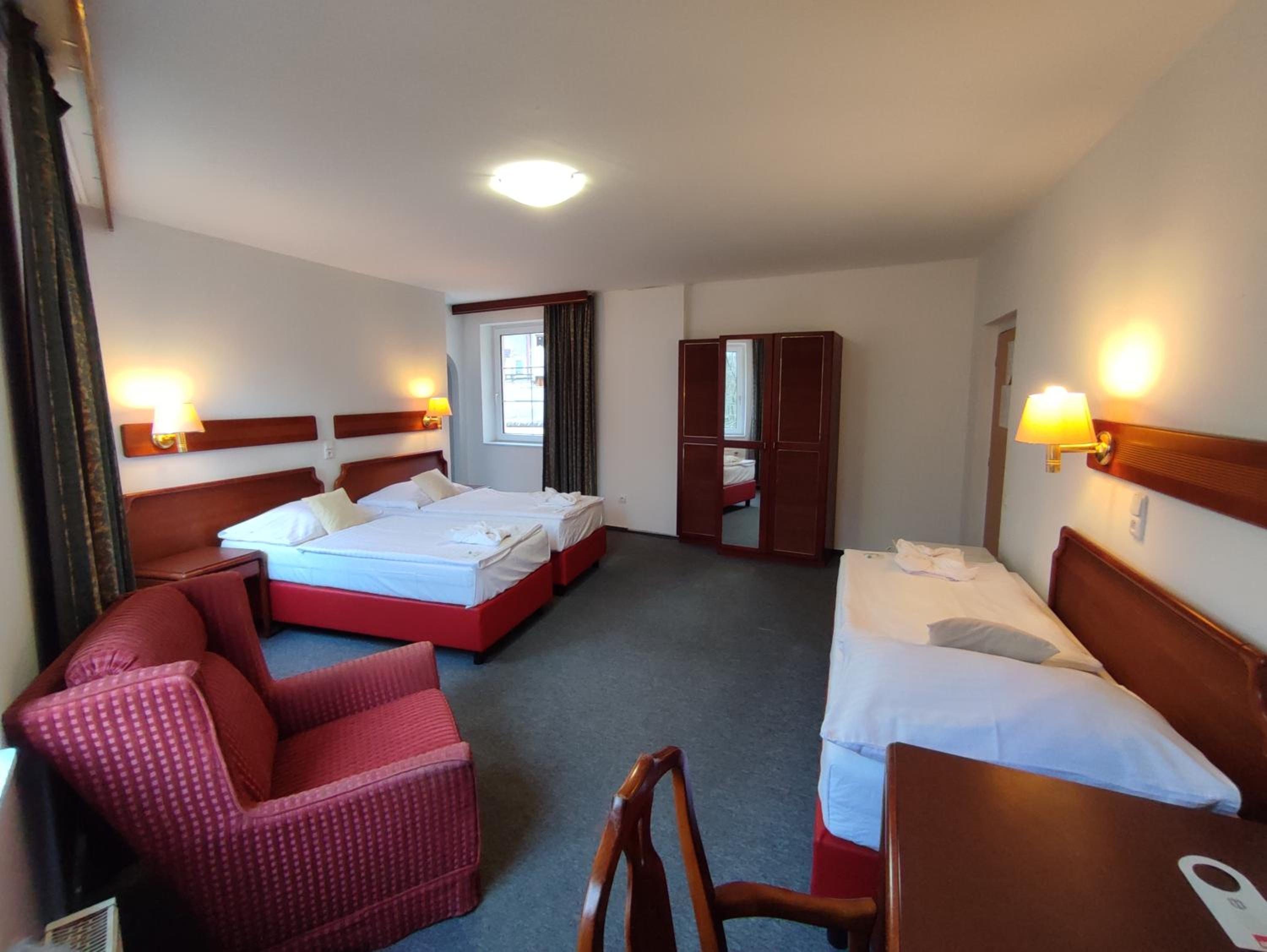 Triple Room photo 3