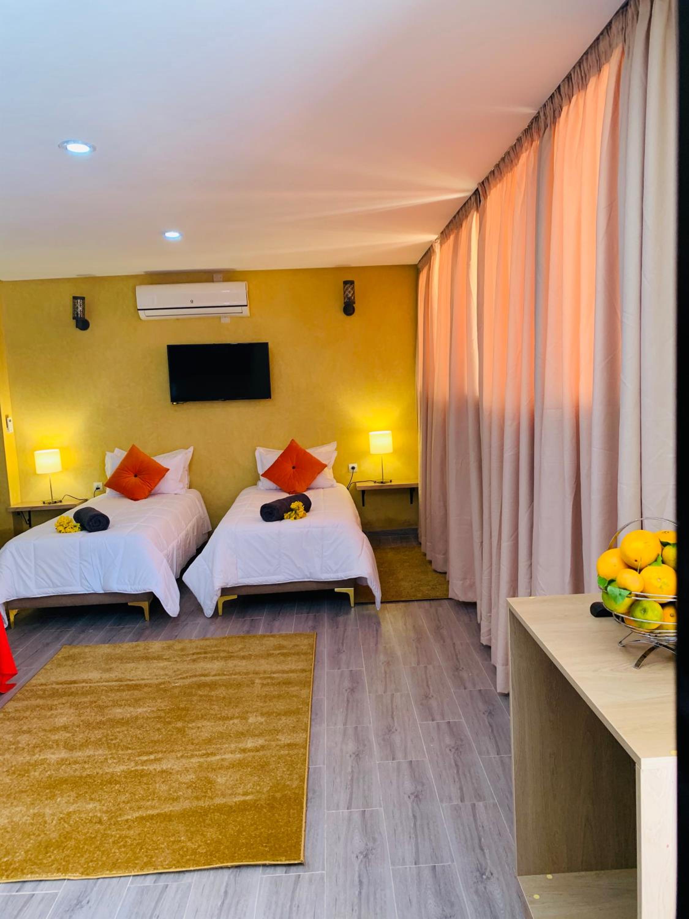Deluxe Apartment