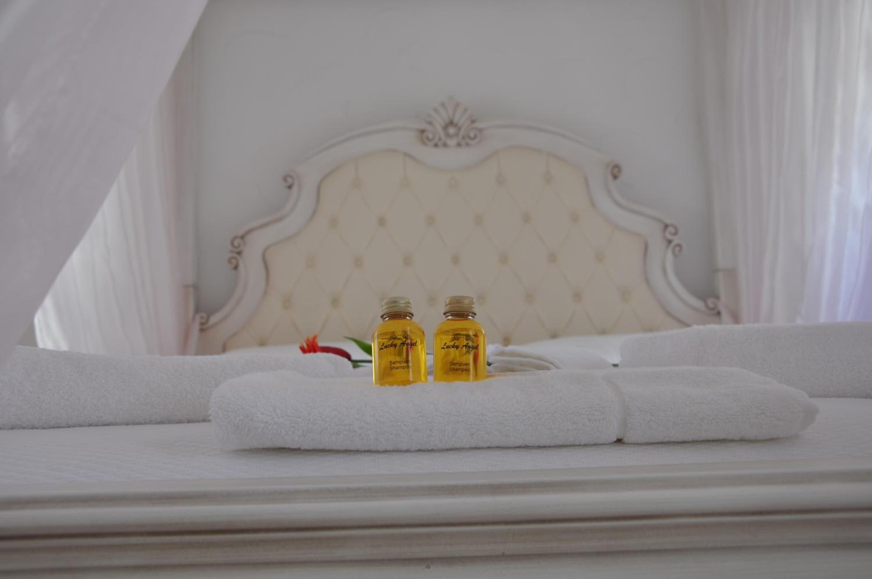 Large Double Room photo 2