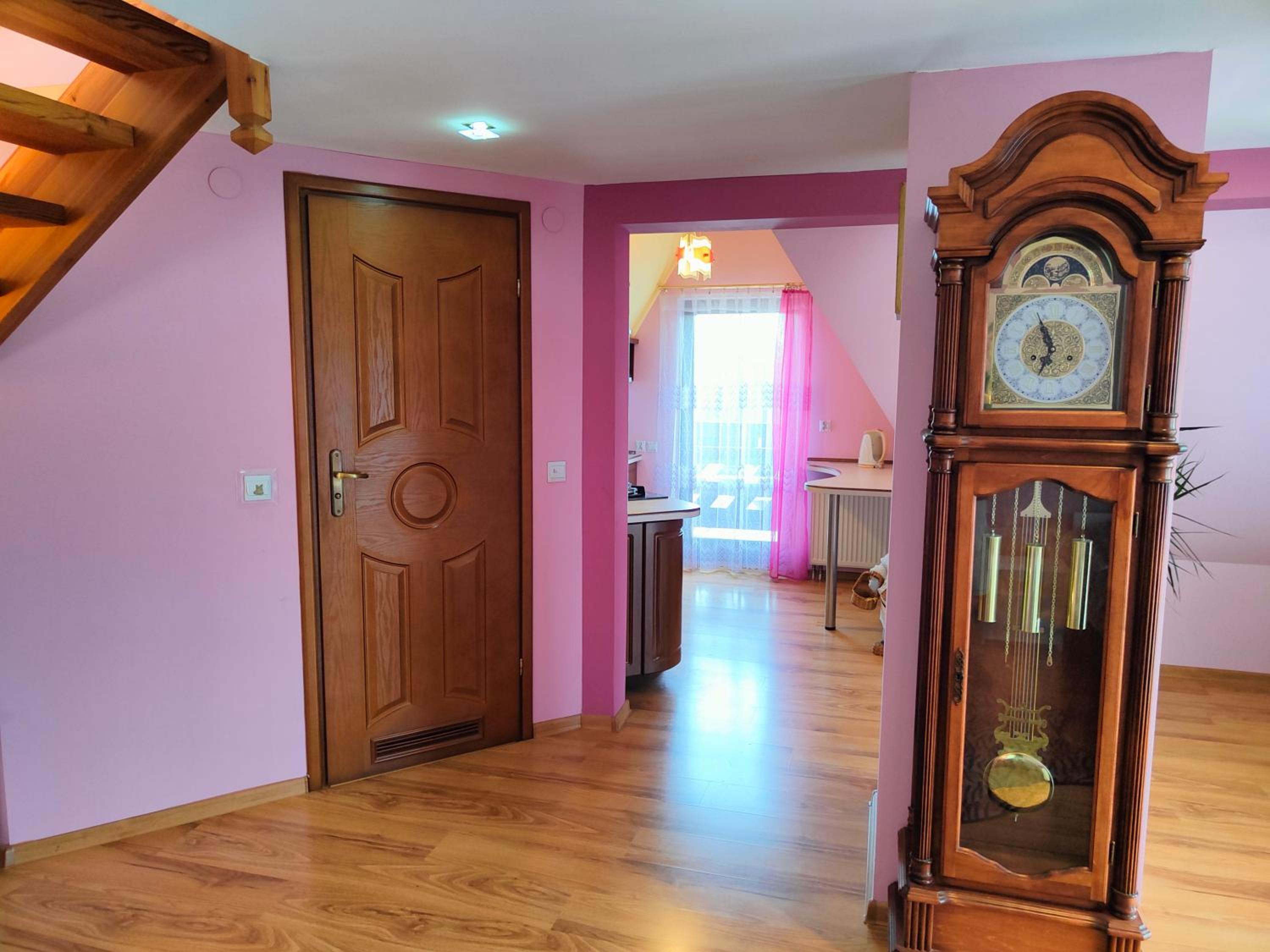 Apartment - Split Level photo 3