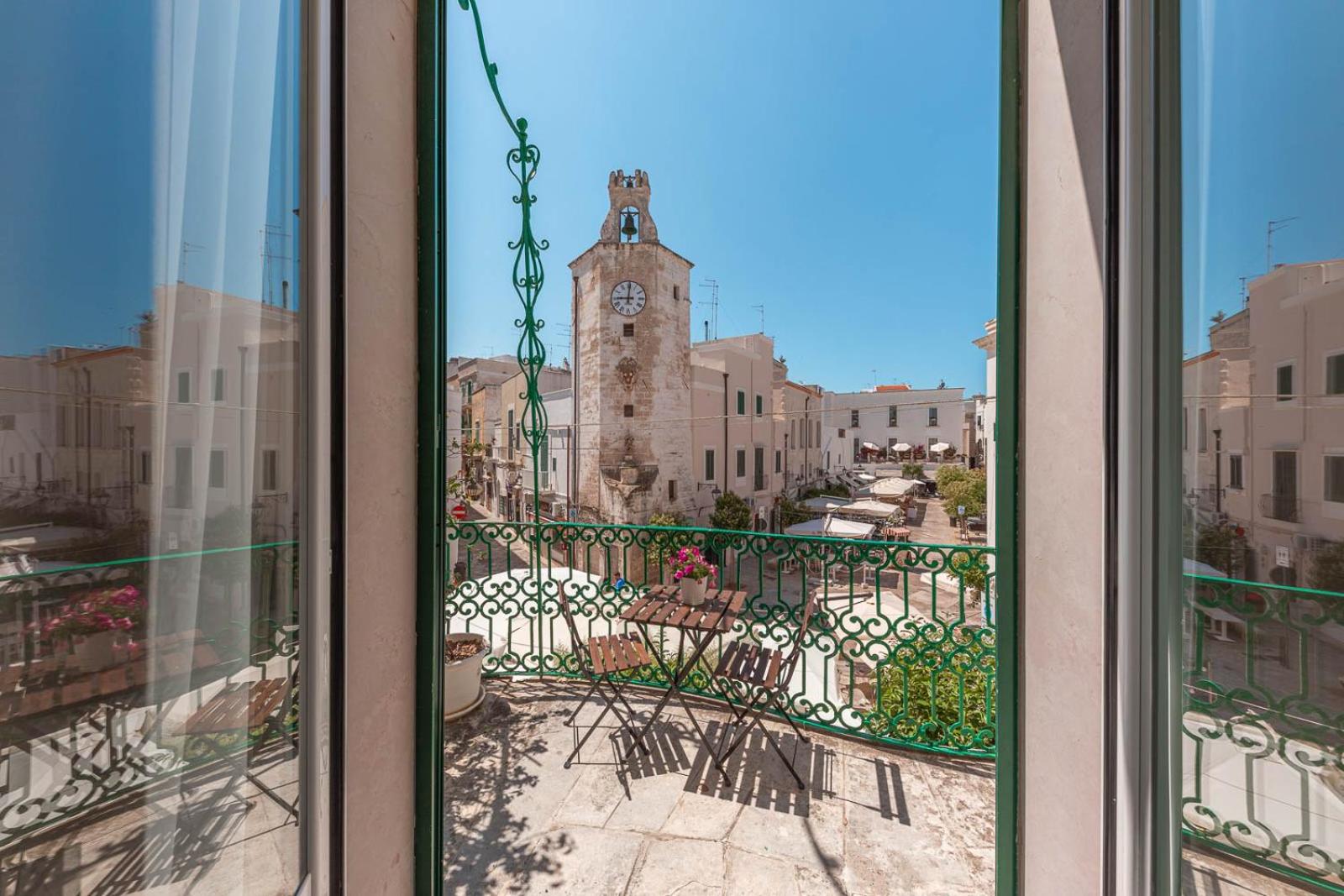 Suite with Balcony photo 2
