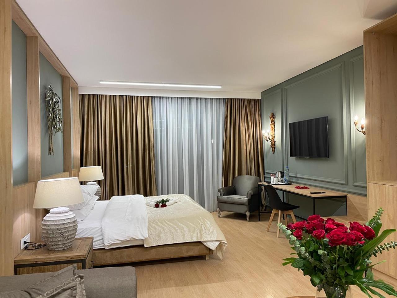 Deluxe Suite photo 1