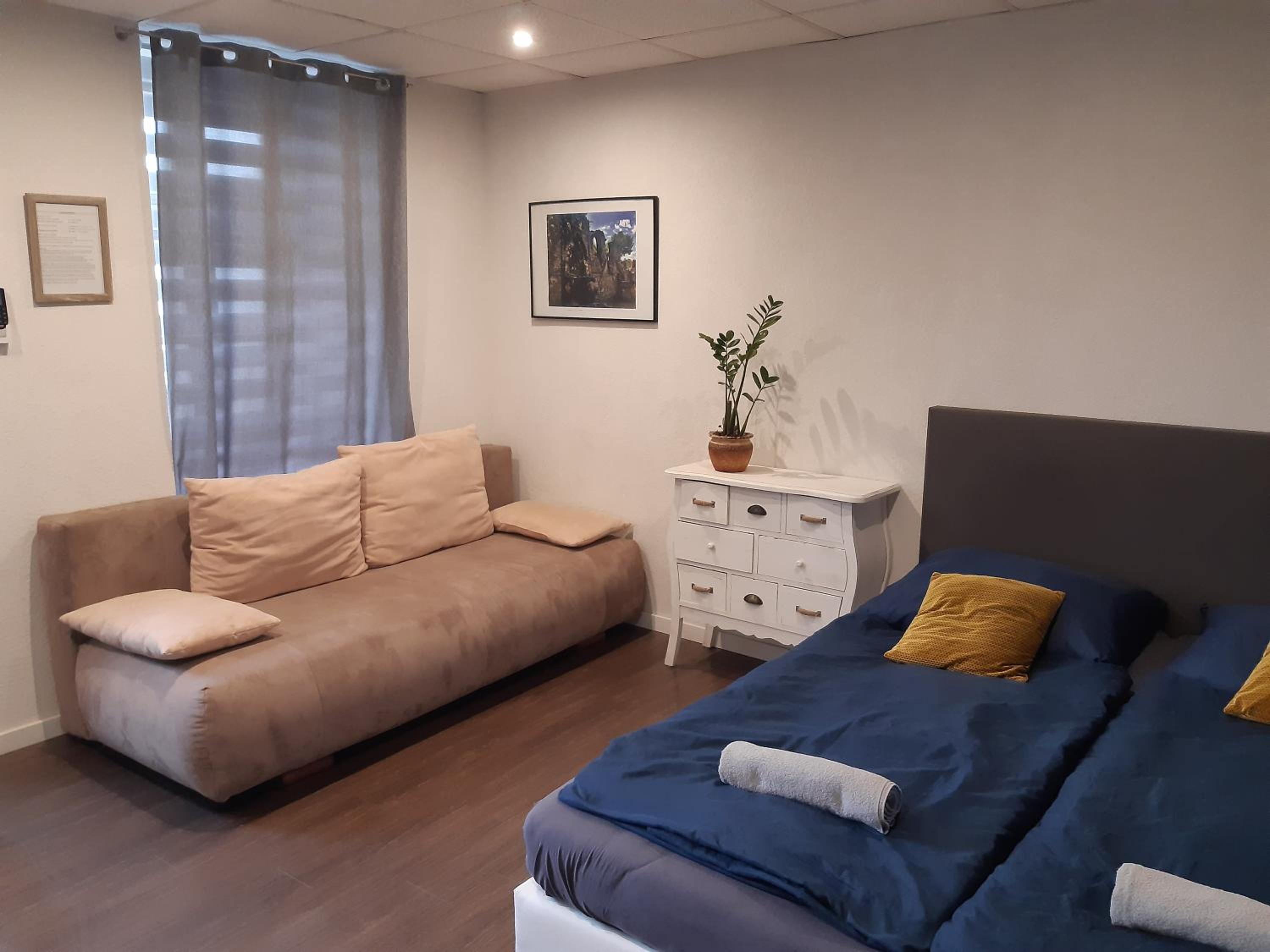 Studio Apartment photo 2
