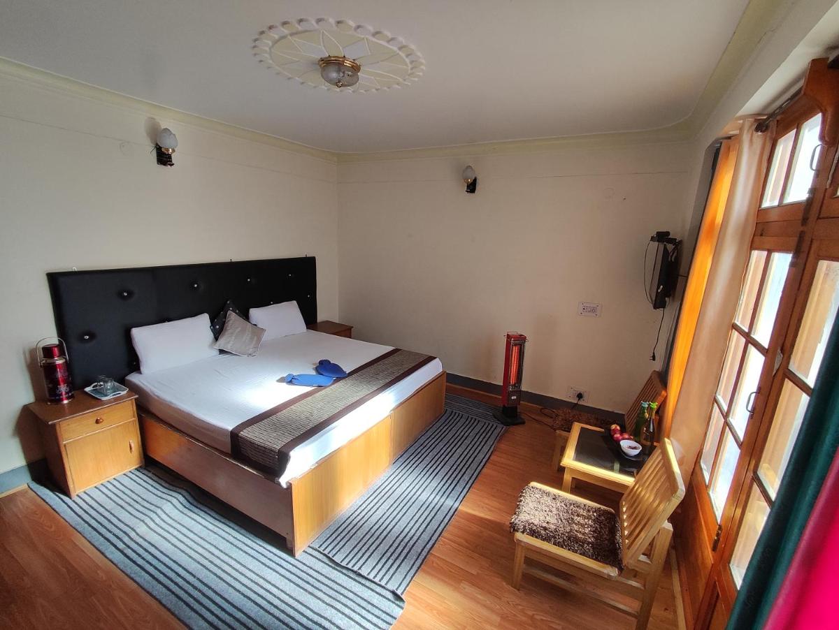 Deluxe Double or Twin Room with Balcony photo 1