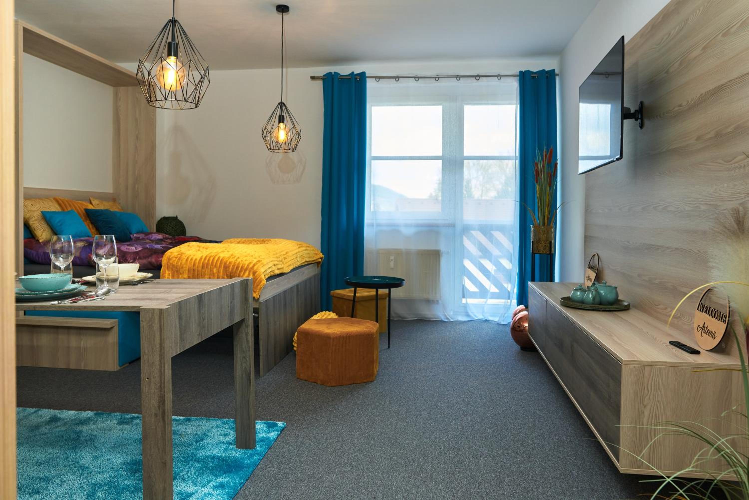 One-Bedroom Apartment - Photo 5