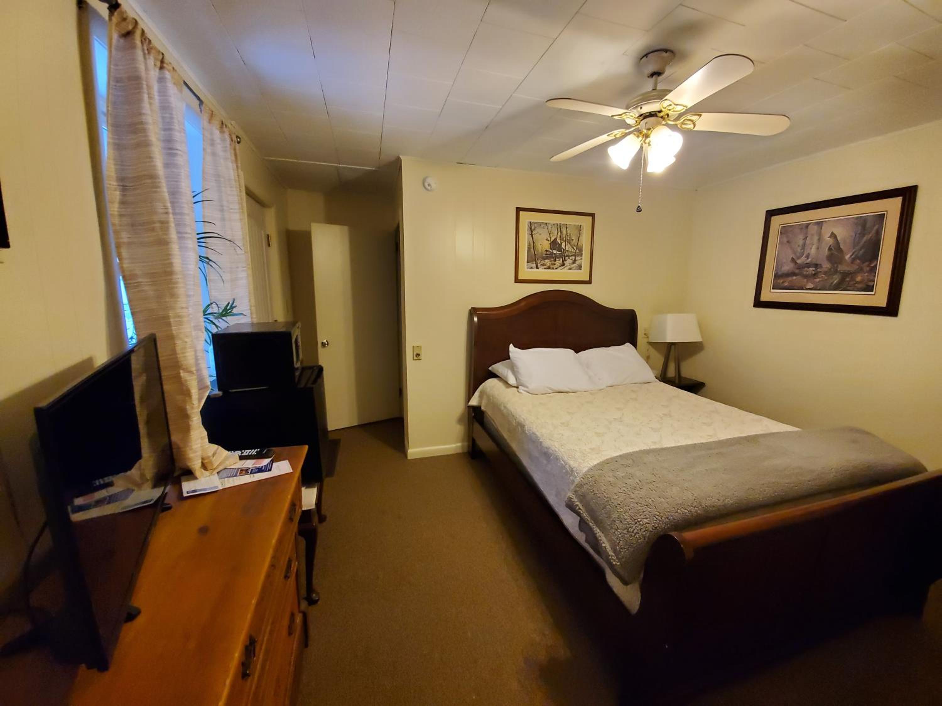 Double Room with Private Bathroom photo 3