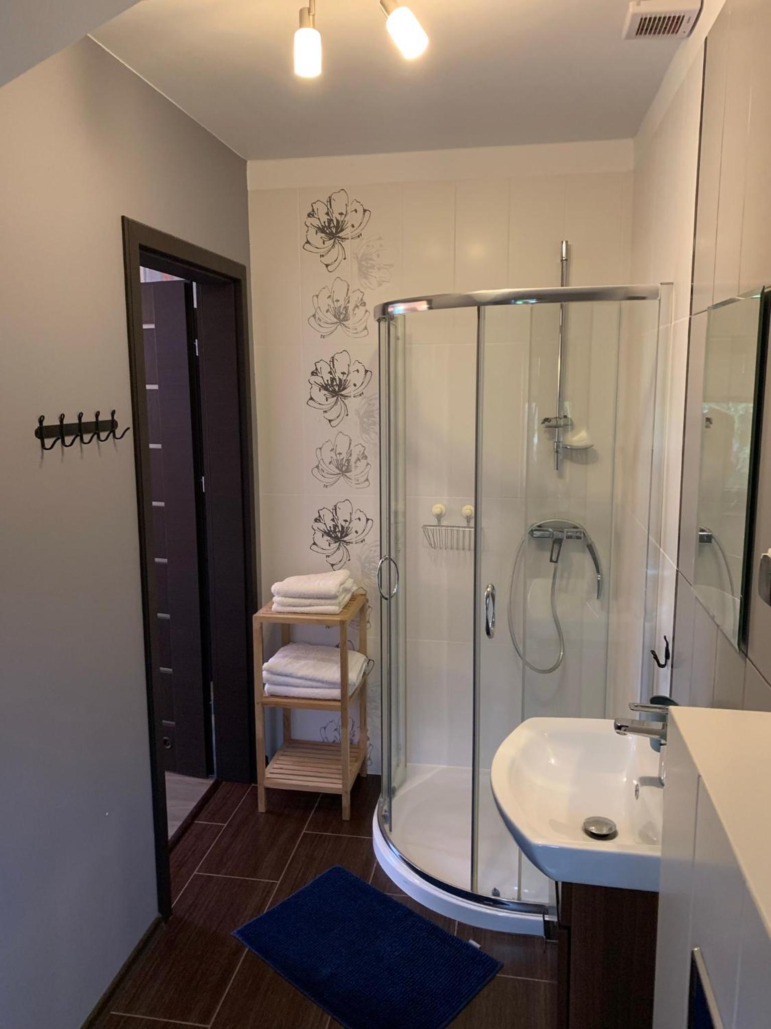 Triple Room with Balcony - Photo 4