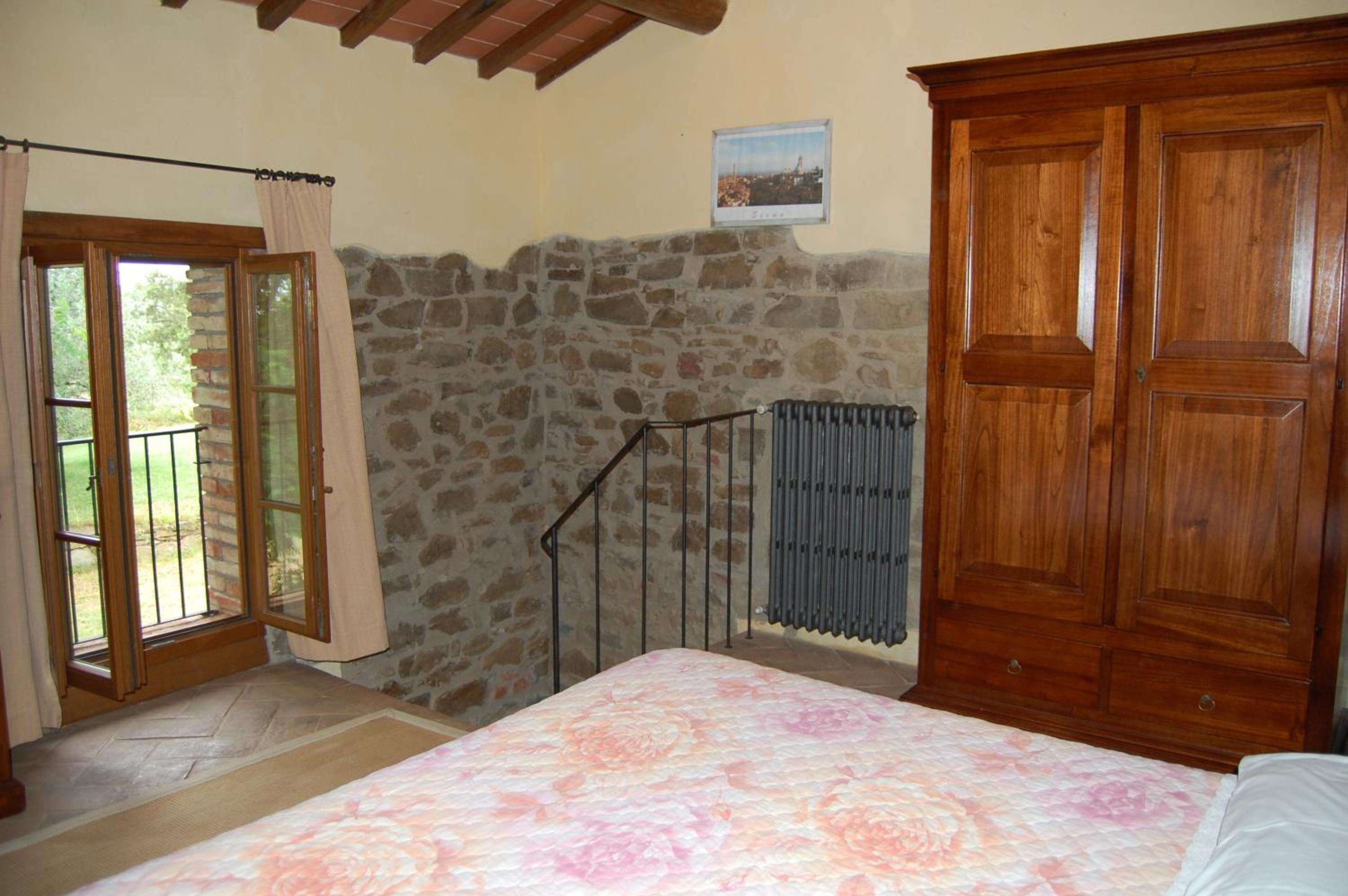Maisonette photo 1