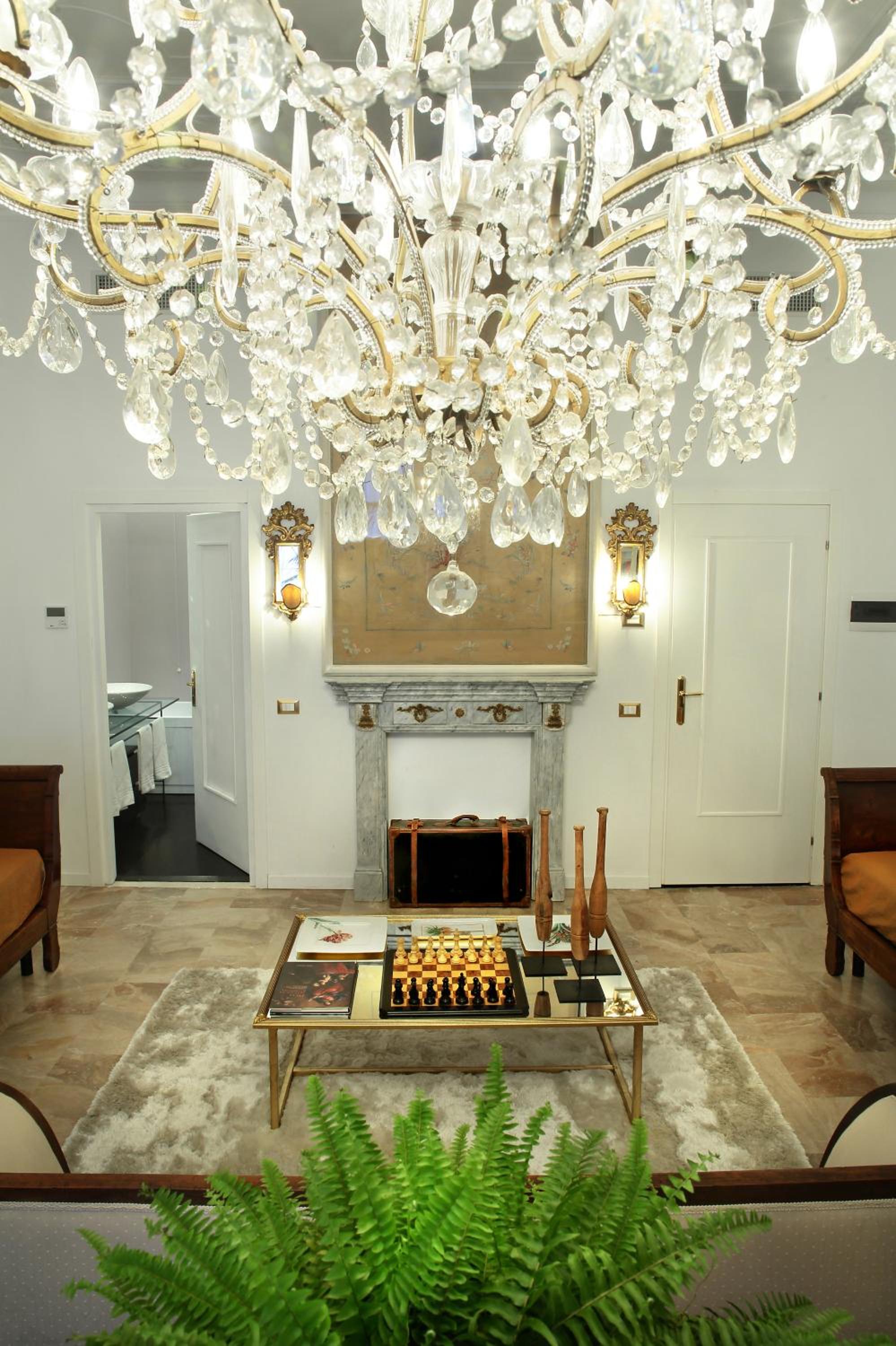 Deluxe Junior Suite photo 3