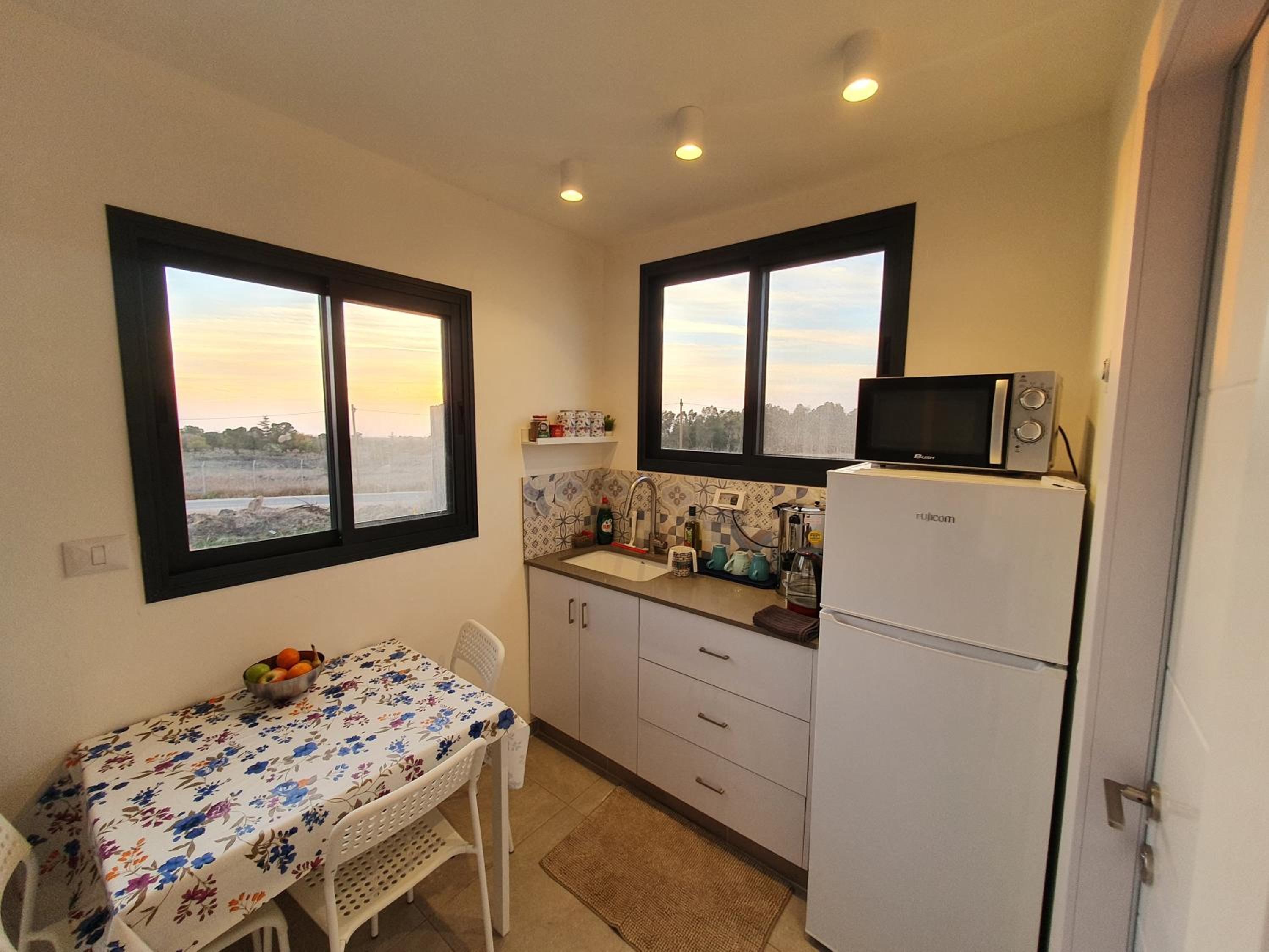 One-Bedroom Apartment - Photo 14