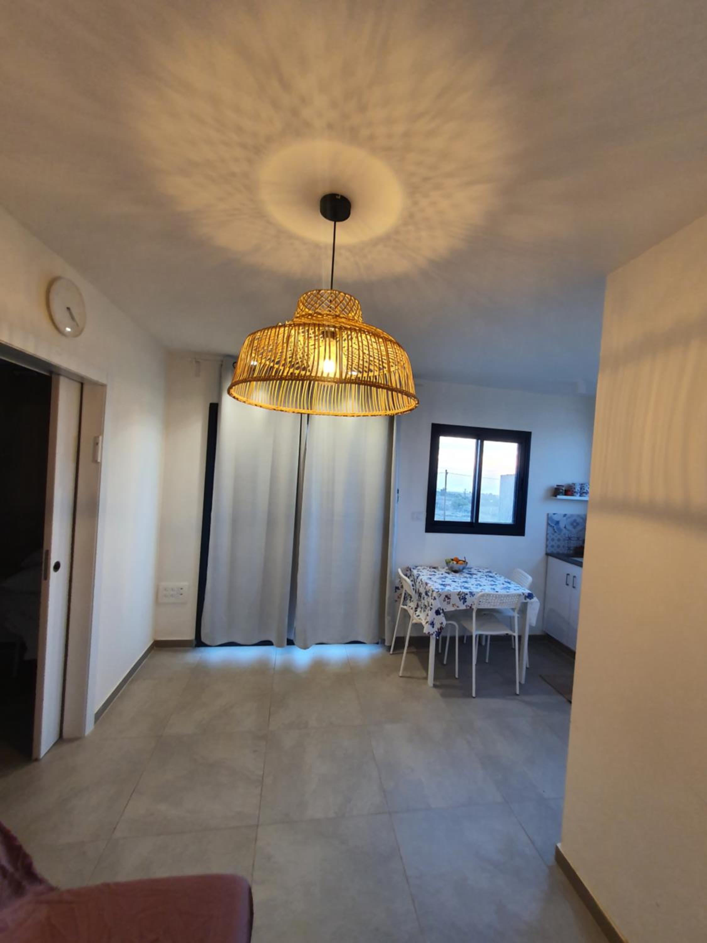 One-Bedroom Apartment - Photo 8