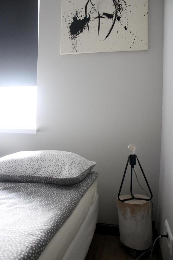 Apartment with Balcony - Photo 10
