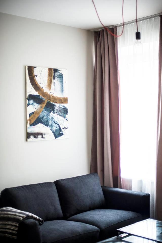 Apartment with Balcony - Photo 23