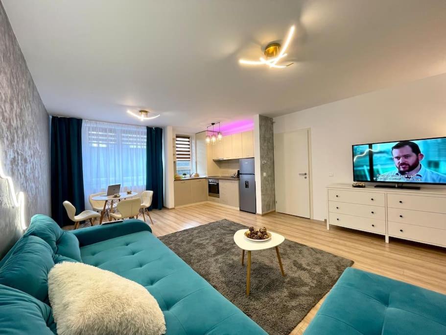 One-Bedroom Apartment - Photo 6