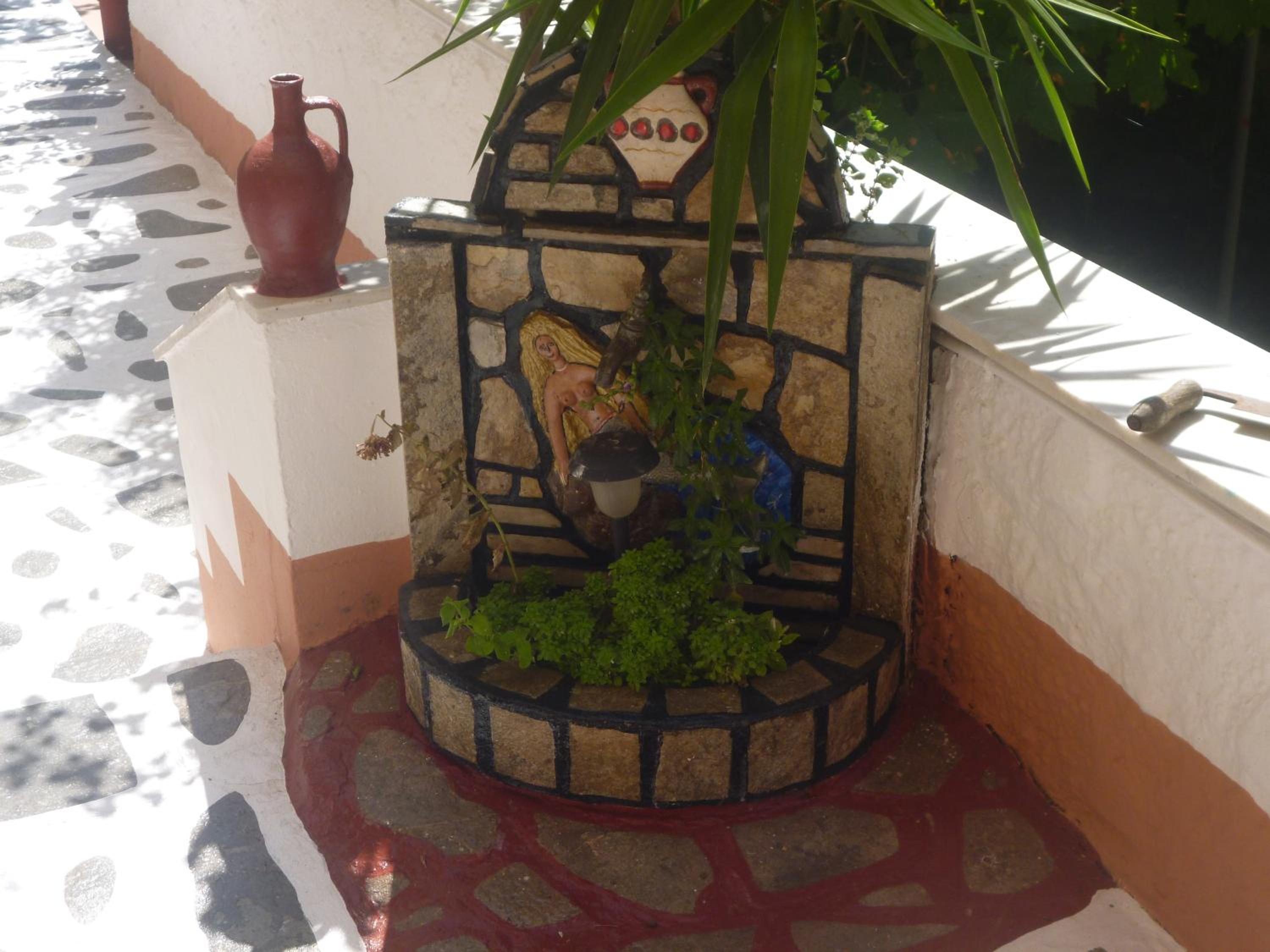 Double Room - Photo 25