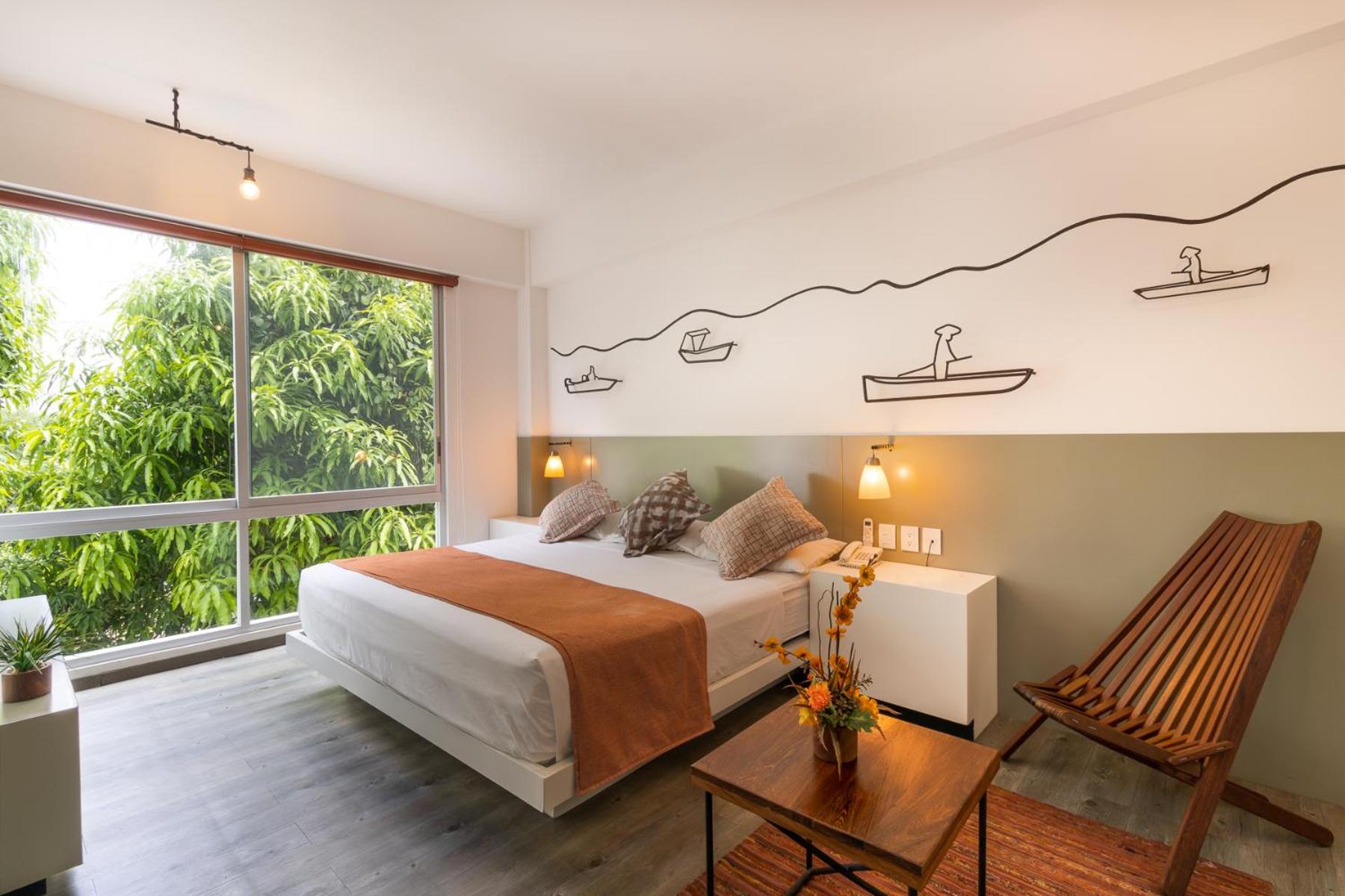 Deluxe King Room photo 3