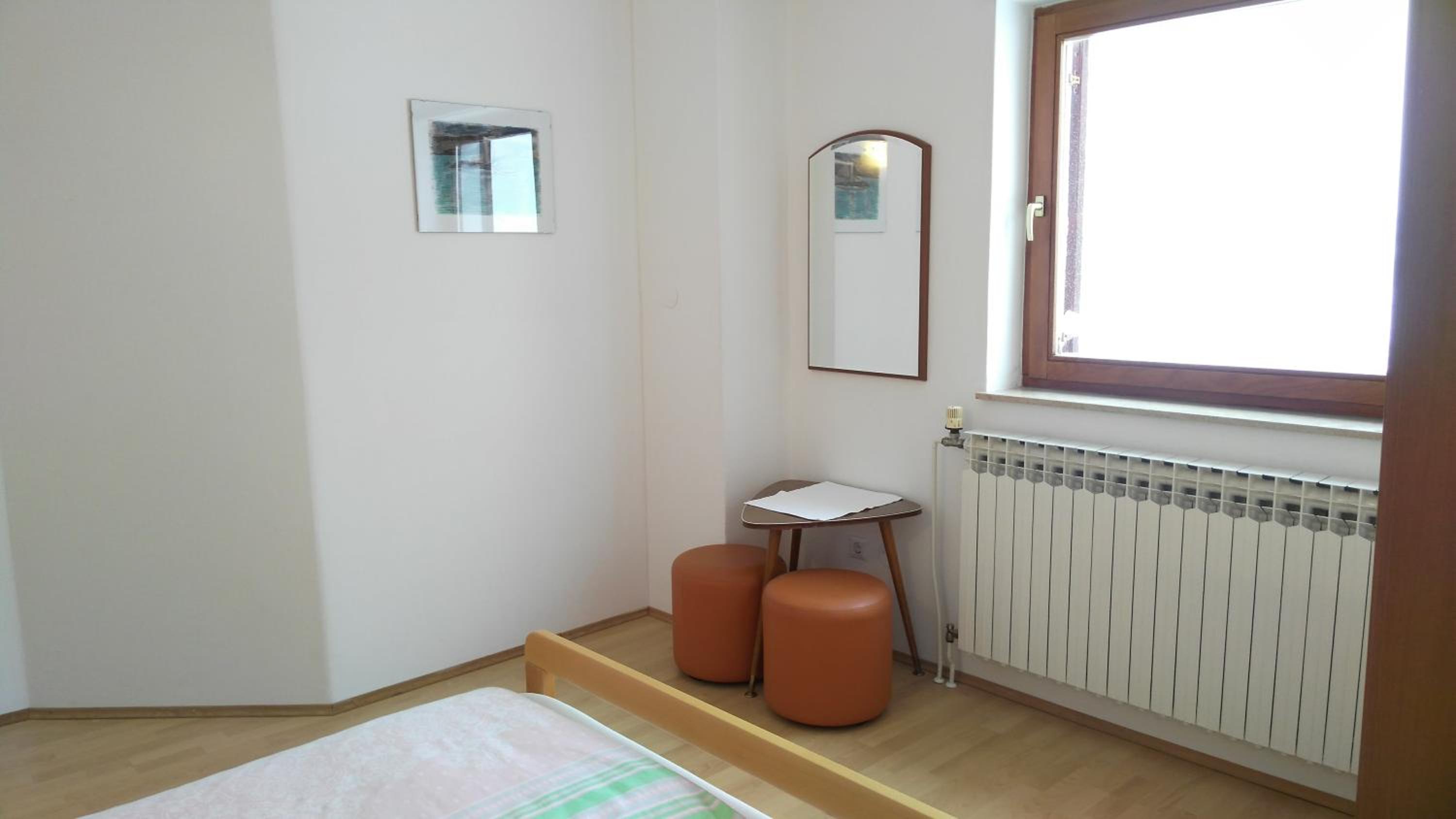 One-Bedroom Apartment with Patio photo 3
