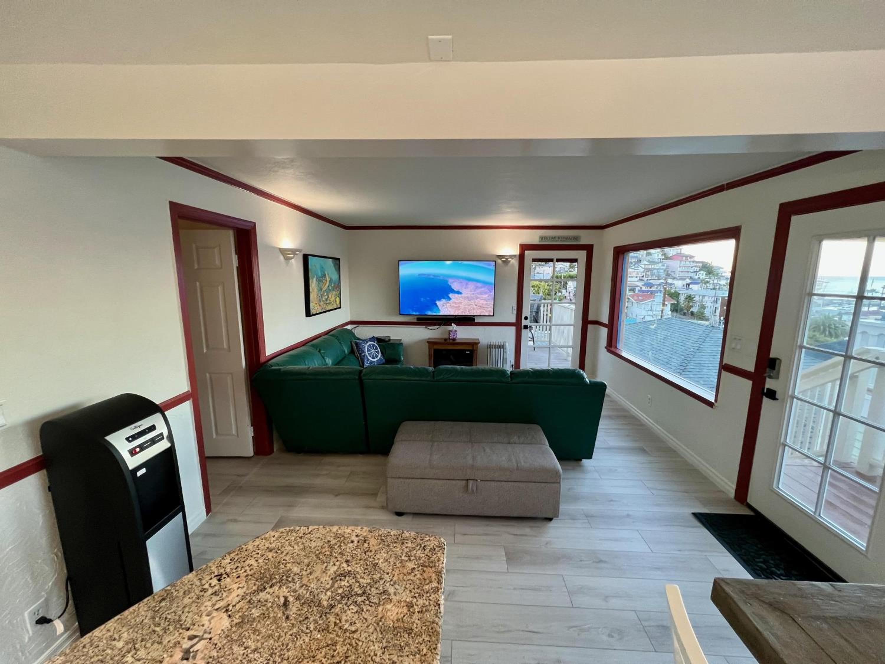 Two-Bedroom House - Photo 40