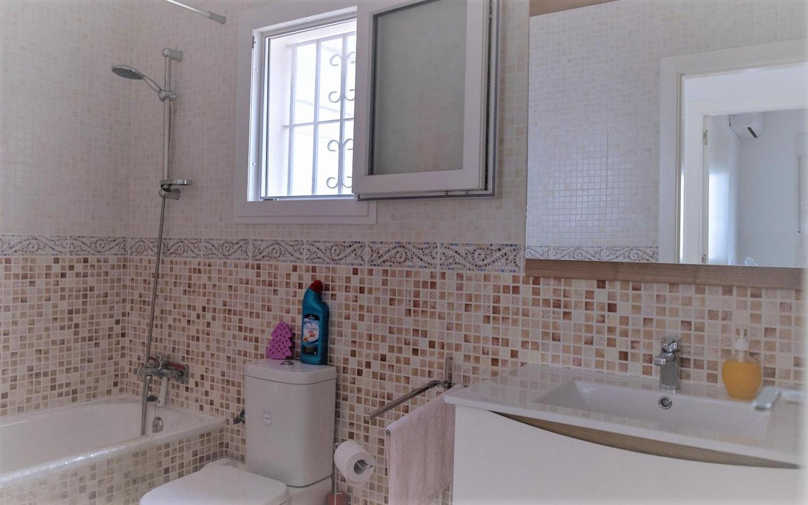 Three-Bedroom Villa photo 2