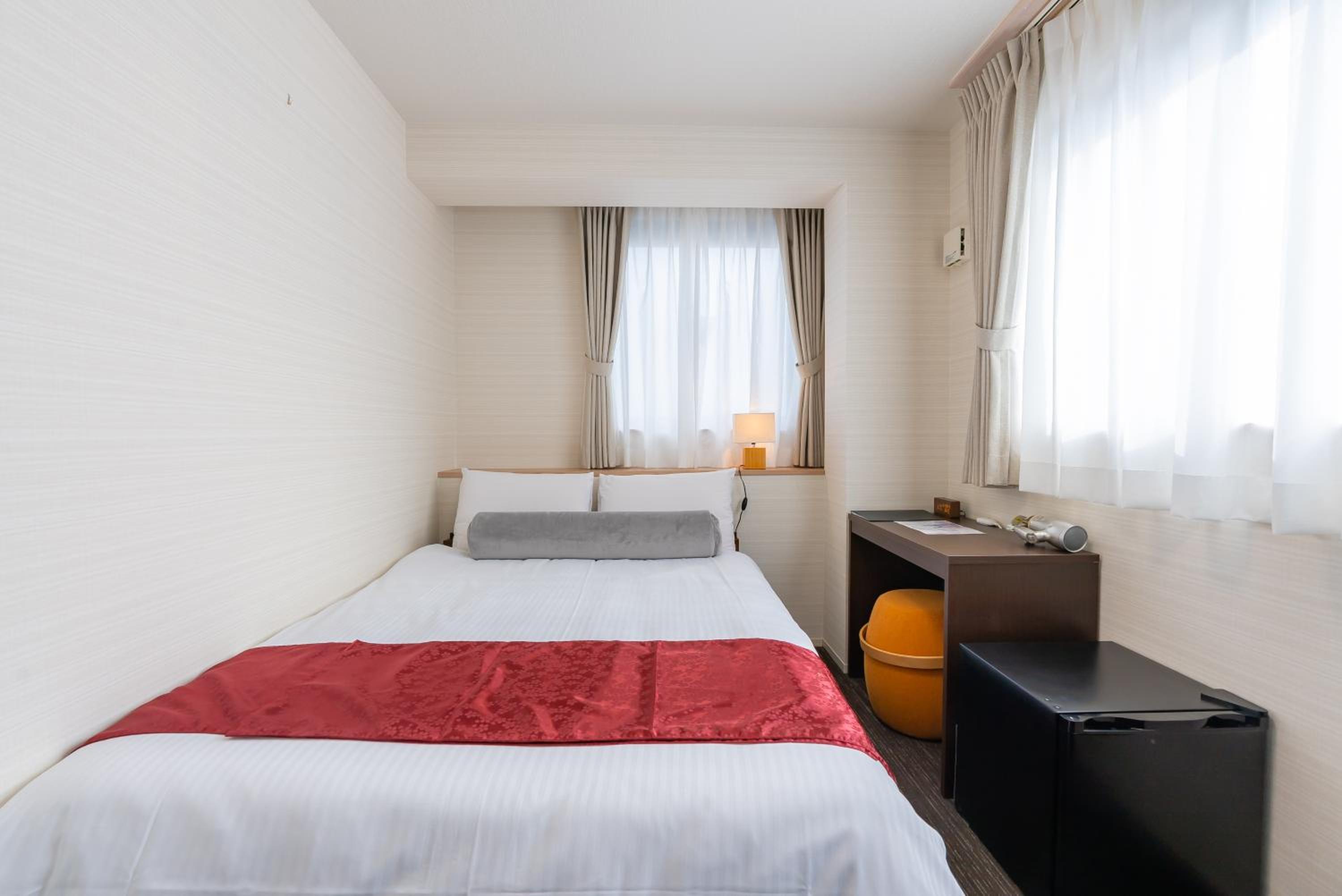 Double Room - Photo 2