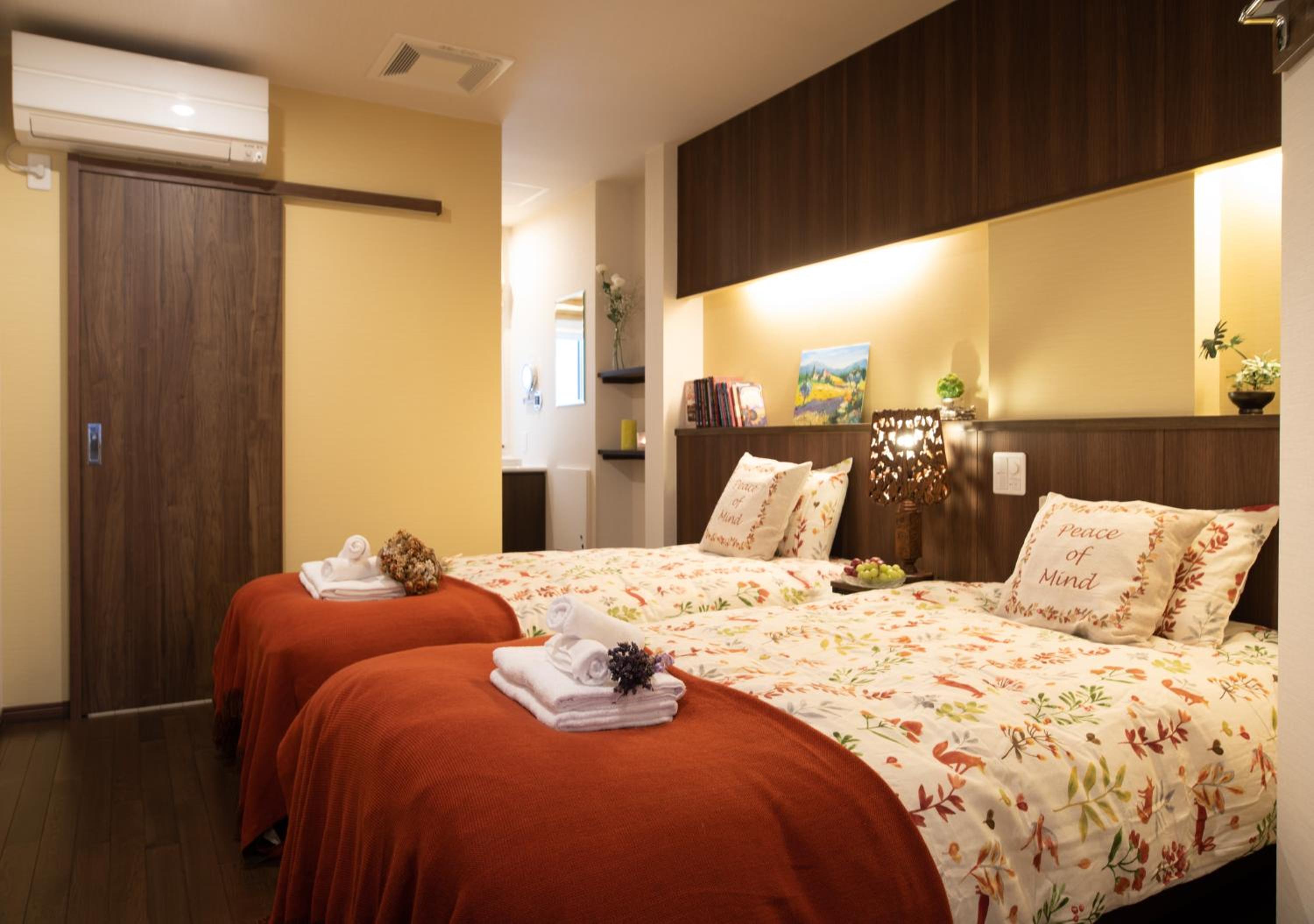 Deluxe Suite - Photo 14
