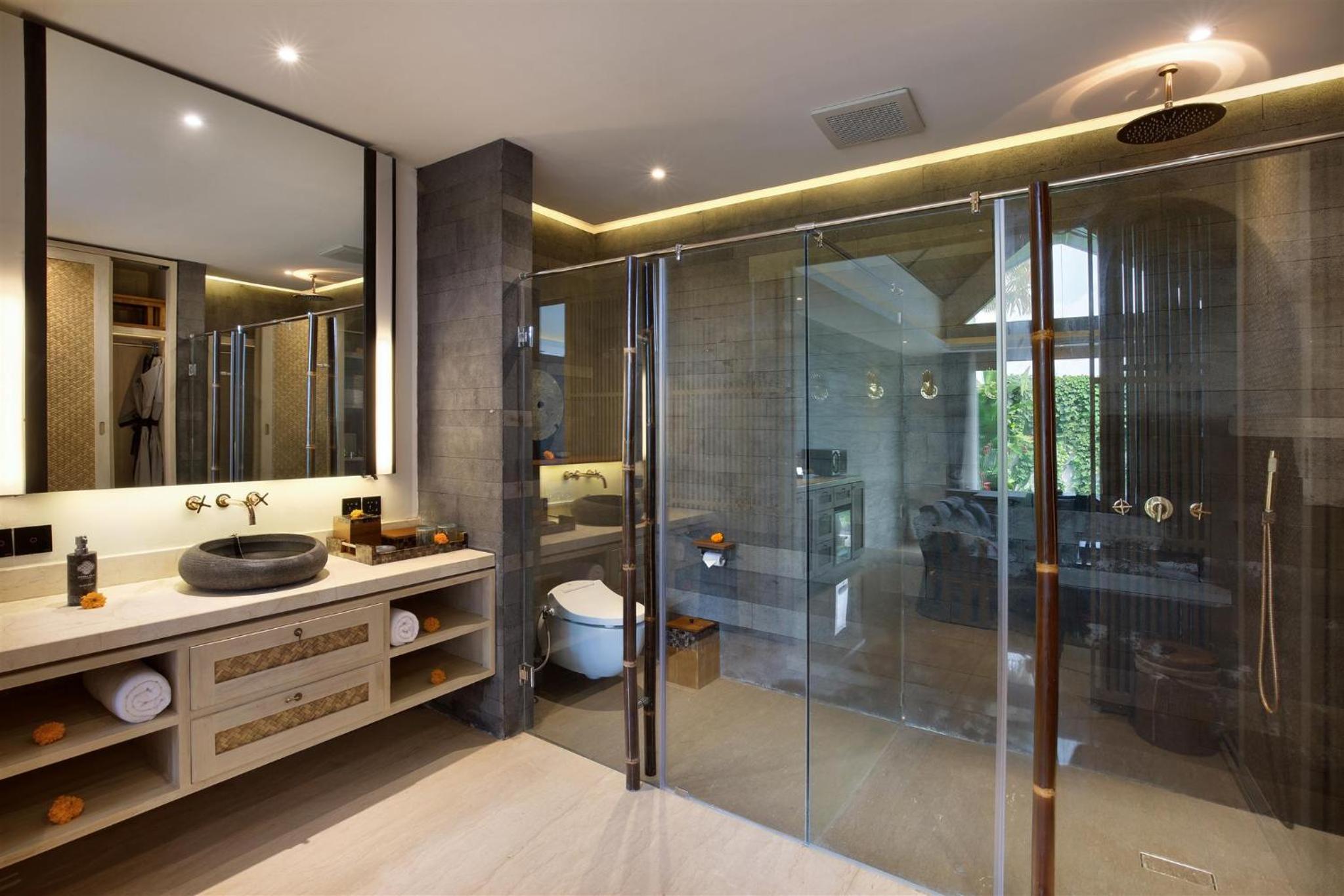 Smart One-Bedroom Villa With Private Pool & Jacuzzi – Active Neighborhood Location - Photo 3