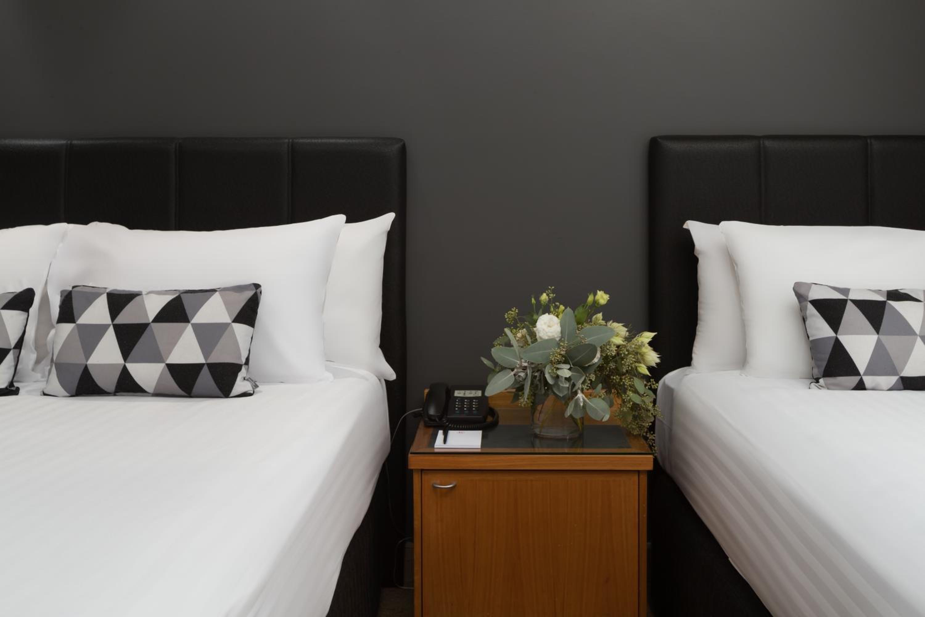 Superior Twin Room - Photo 8