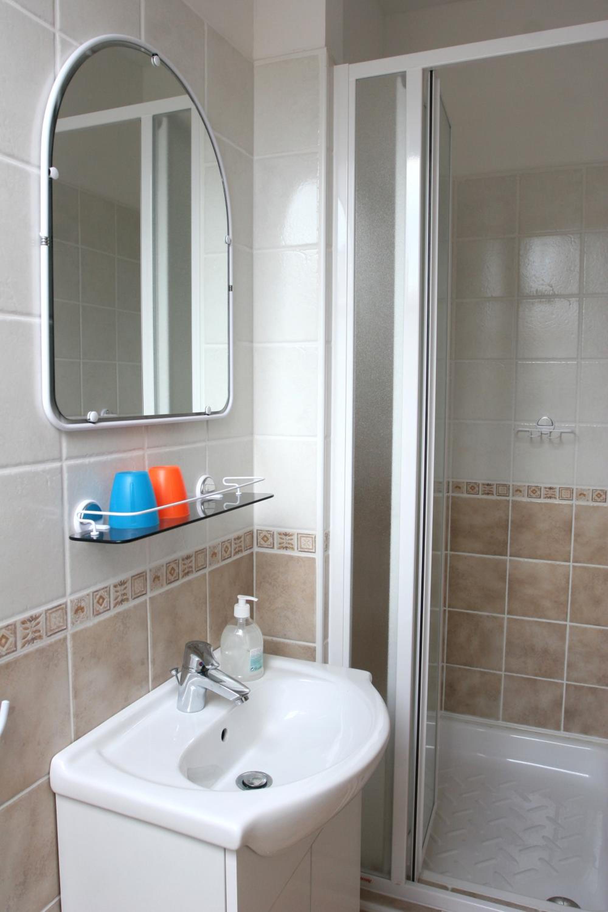Triple Room - Photo 5